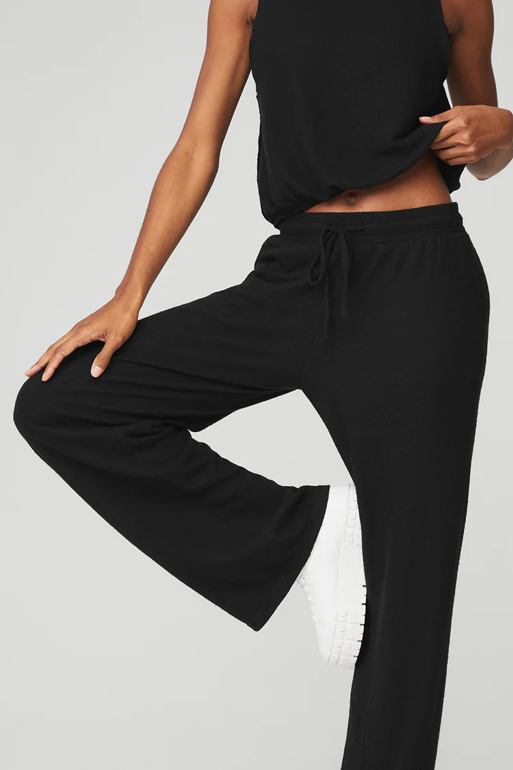 Alolux High-Waist Soho Wide Leg Pant - Black | Alo Yoga (US)