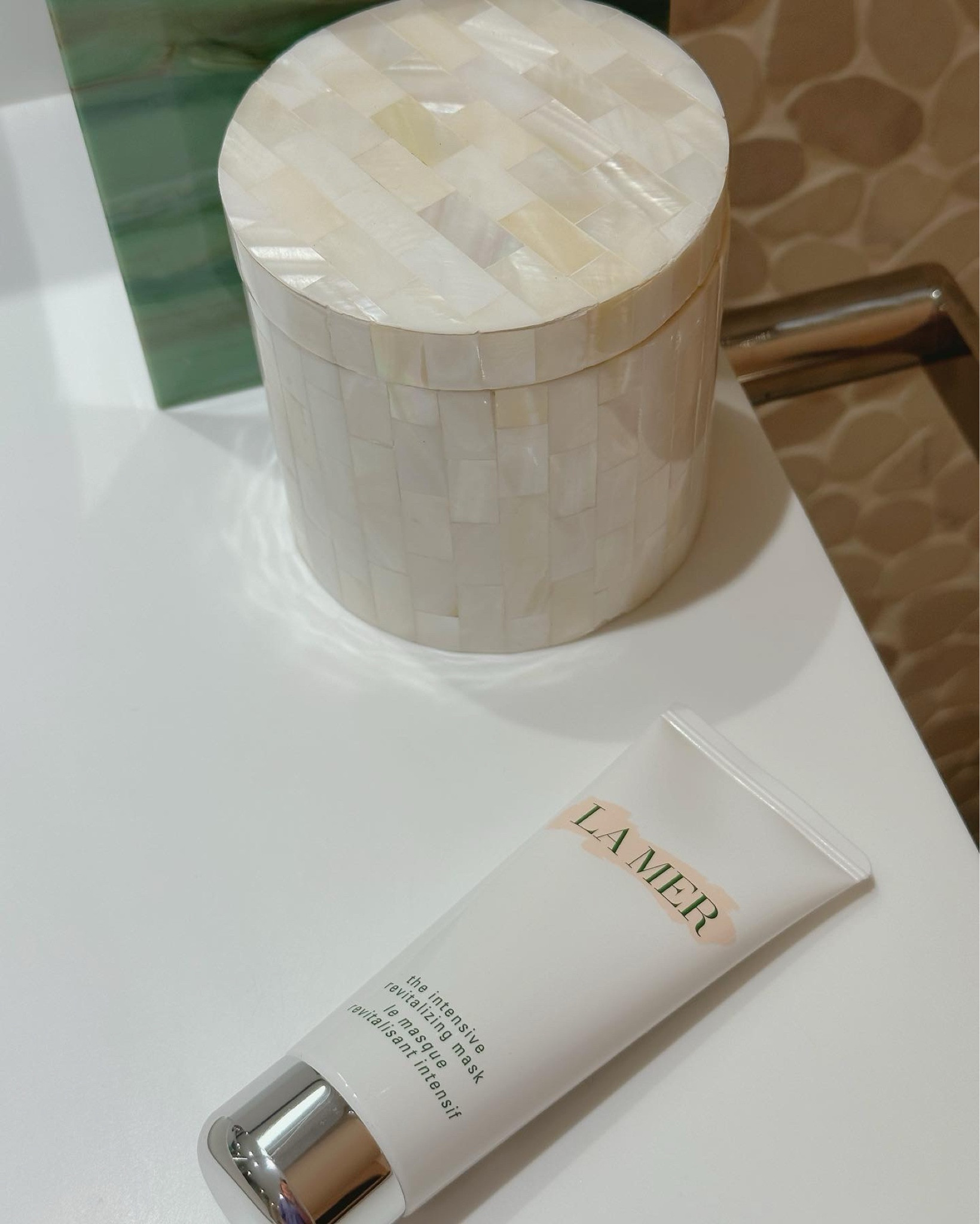 Self care 🤍

#LTKbeauty #LTKeurope #LTKGiftGuide