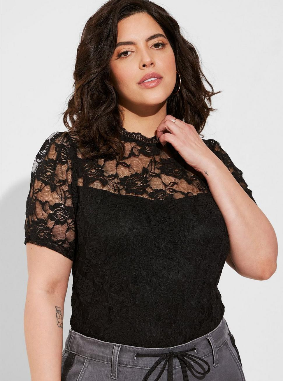 Stretch Lace Crew Neck Puff Sleeve Top | Torrid (US & Canada)