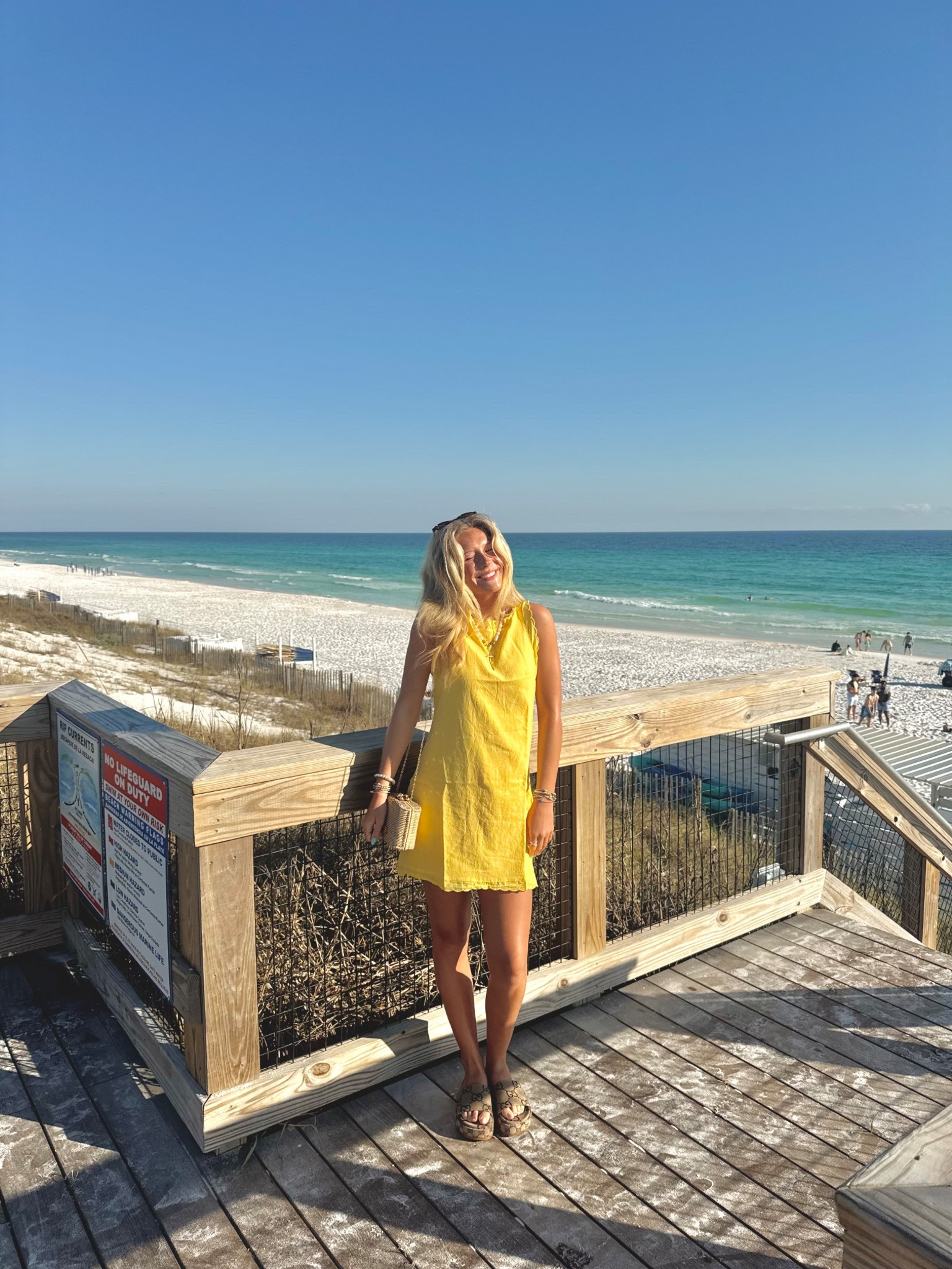 Shop my dress!!!!!! So affordable and so cute!!!! 

#LTKootd #LTKTravel