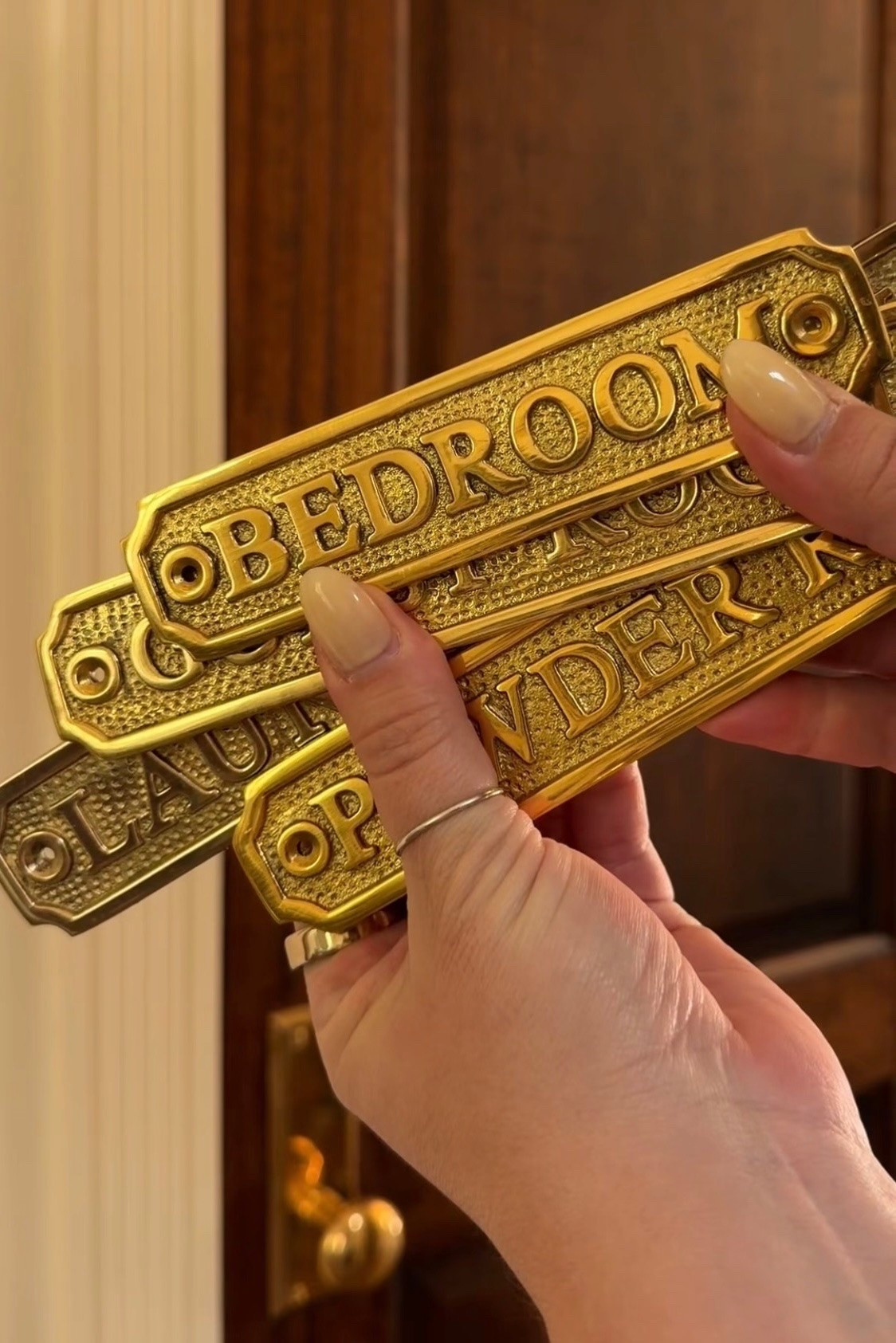 These vintage-inspired brass door signs are BEYOND adorable and instantly add so much charm to an otherwise mundane part of the home ✨

#homedecor #interiordesign #vintagedecor #homerenovation #cozydecor #doorsign #doorsign #brassdoorsign #doordecor #homestyle #homefind #homefinds #homedecorfind #homedecorfinds #brass #brassdecor #brasshomedecor

#LTKHome