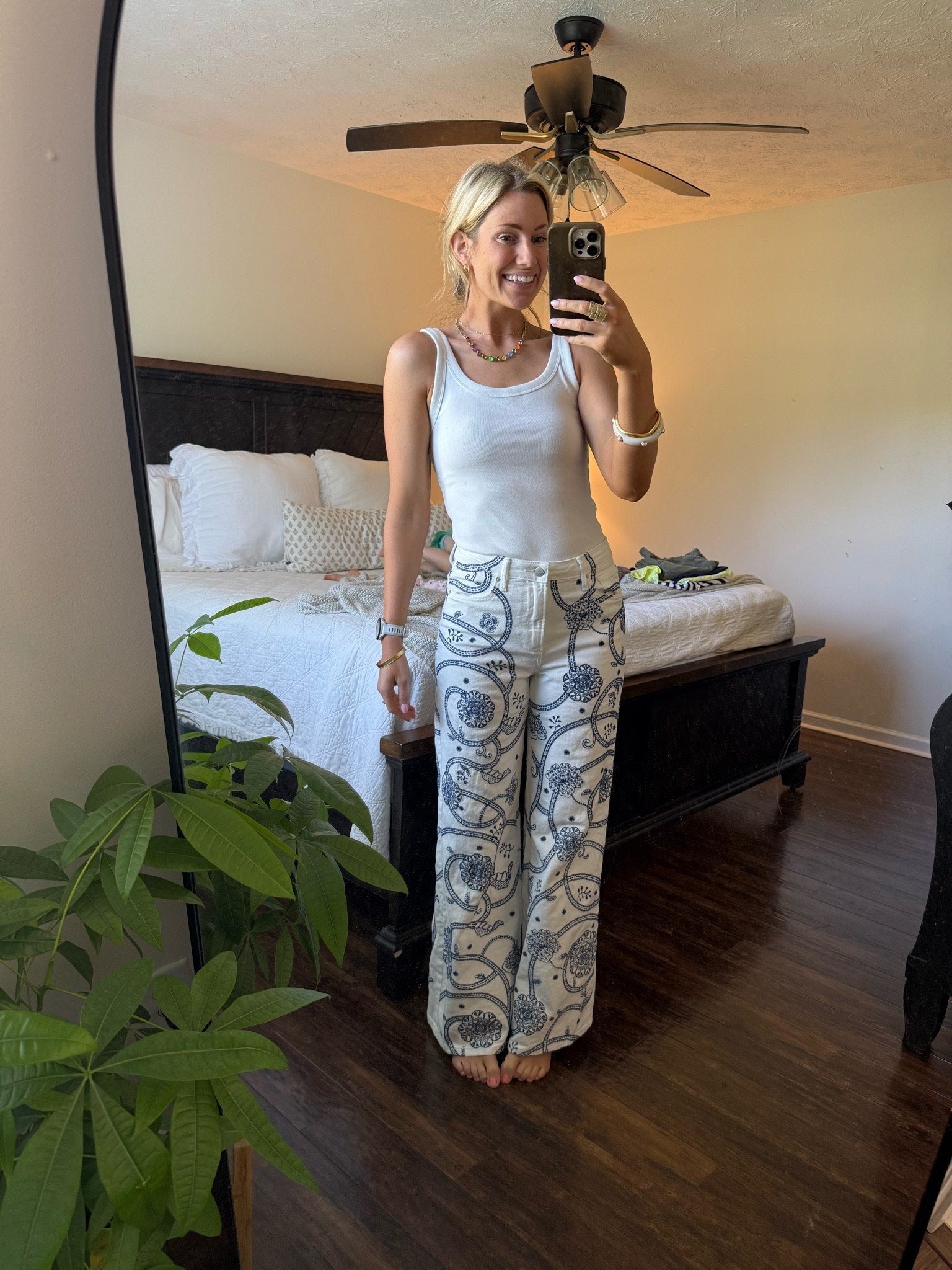 tall girl approved summer denim🙌😍

@Anthropologie 
Denim
Floral pattern
Jeans
Summer
White denim
Mom outfit

#LTKdayinmylife #LTKmomlife #LTKootd
