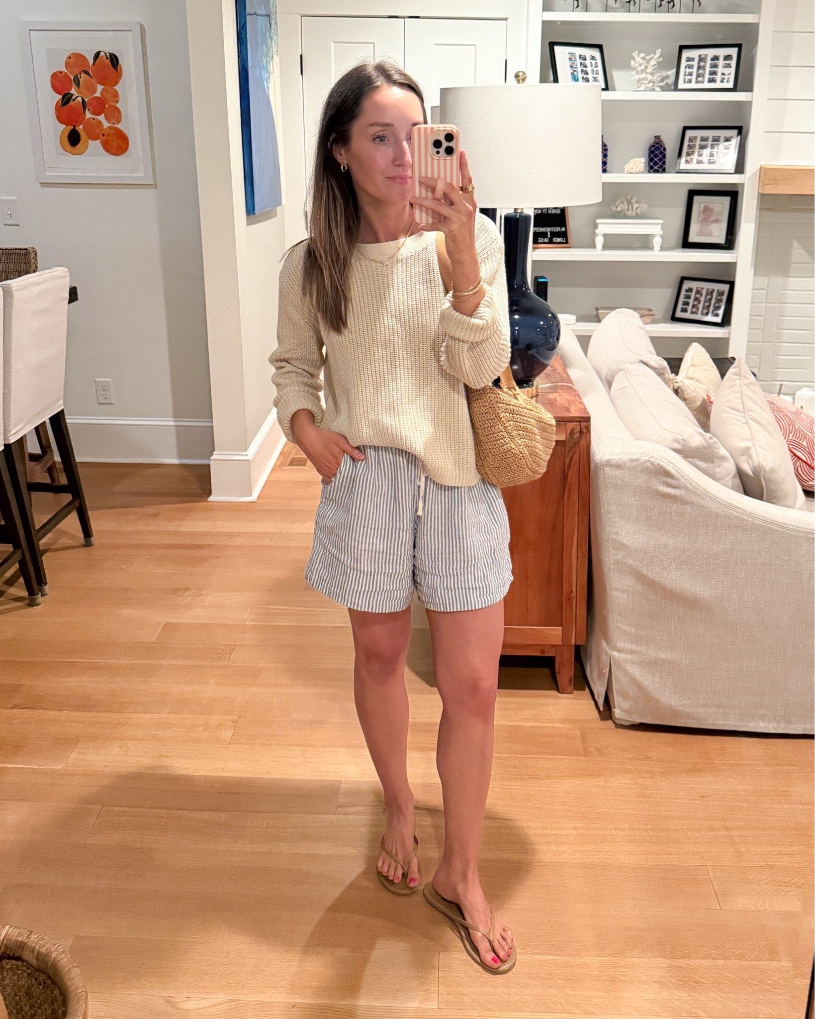 Casual beach outfit. Wearing a size small top and small bottoms. The bottoms are a little big on me, but I like them nice and loose. Just keep that in mind for sizing. They’re also 40% off during the gap friends and family sale! ￼
