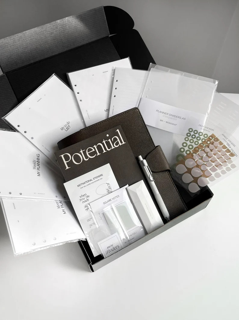 Planner Box "Dark Chocolate" Binder A5 | Customizable ring binder with inserts and accessories, a... | Etsy (US)