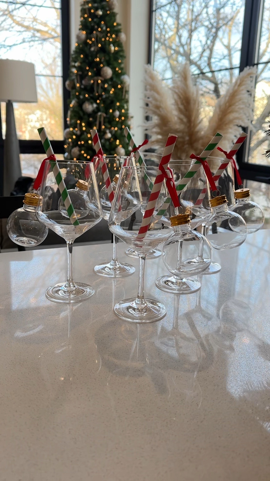 Prepping for a little pre-party at our place tomorrow… Nothing I love more than holiday hosting! 🎄🍸

#LTKWatchNow #LTKFindsUnder50 #LTKHoliday