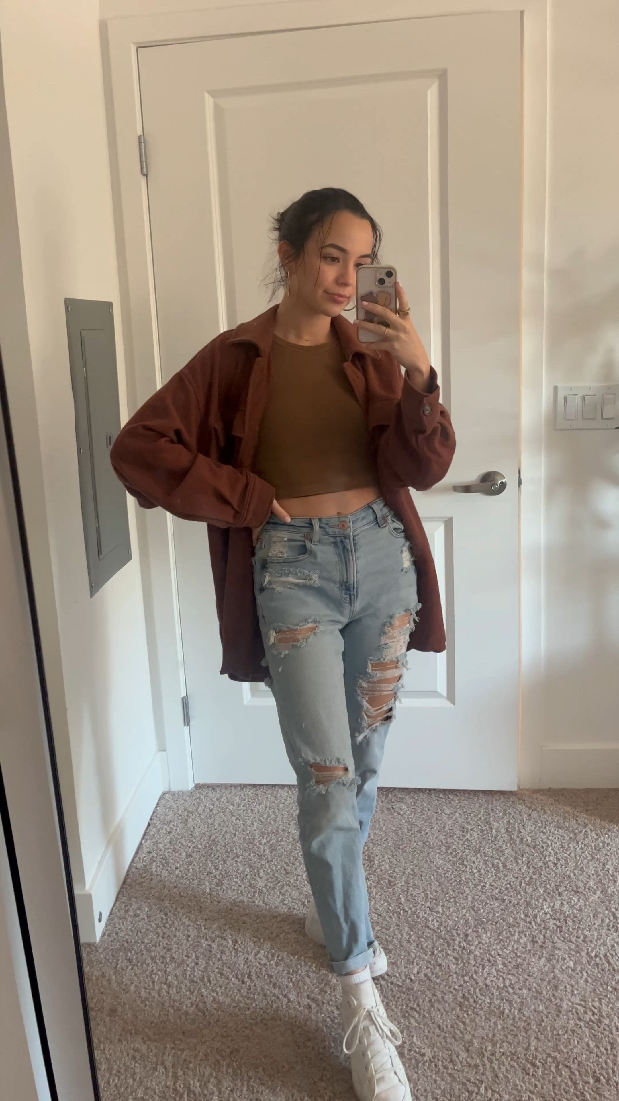 Another causal fall outfit 🍂 I always love wearing brown 🤎 these jeans are from American Eagle! They don’t make this exact style anymore but I found a pair almost identical 😍

#LTKSale #LTKstyletip #LTKGiftGuide