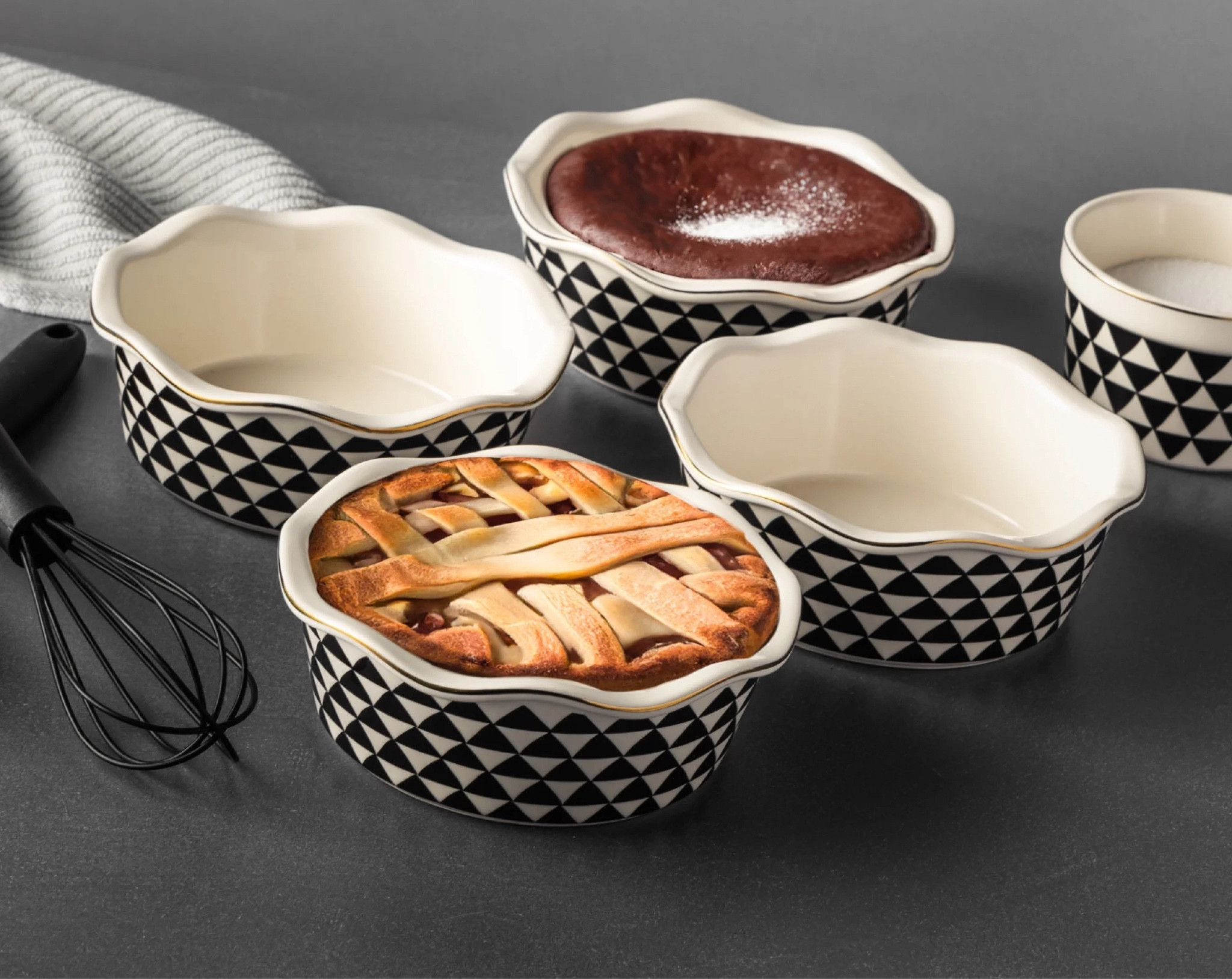 Pie Dish Emile Henry Mini Pie Plate (Set Of 2) U2013 Relish