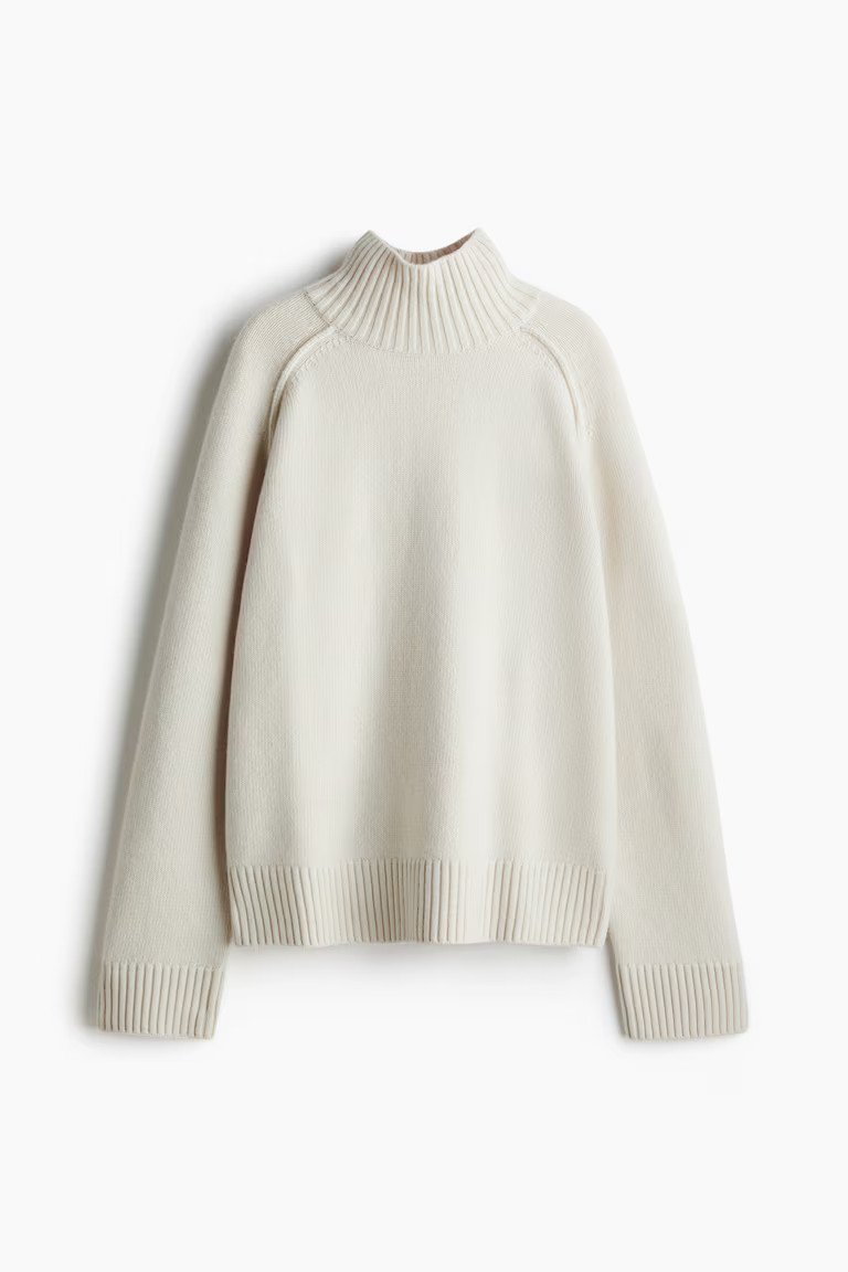 Cashmere-blend turtleneck jumper | H&M (UK, MY, IN, SG, PH, TW, HK)