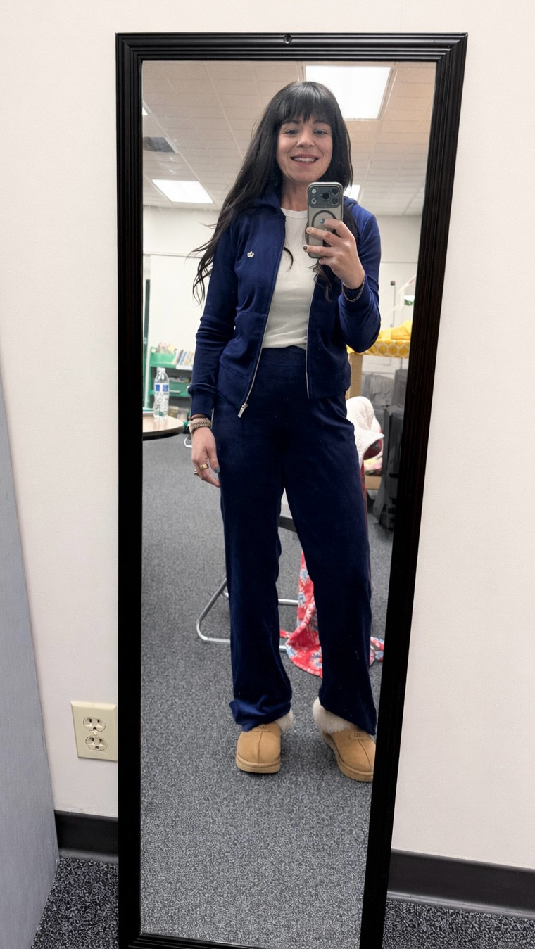 Comfy Y2K Mom!!

#LTKOver40 #LTKmomlife #LTKootd