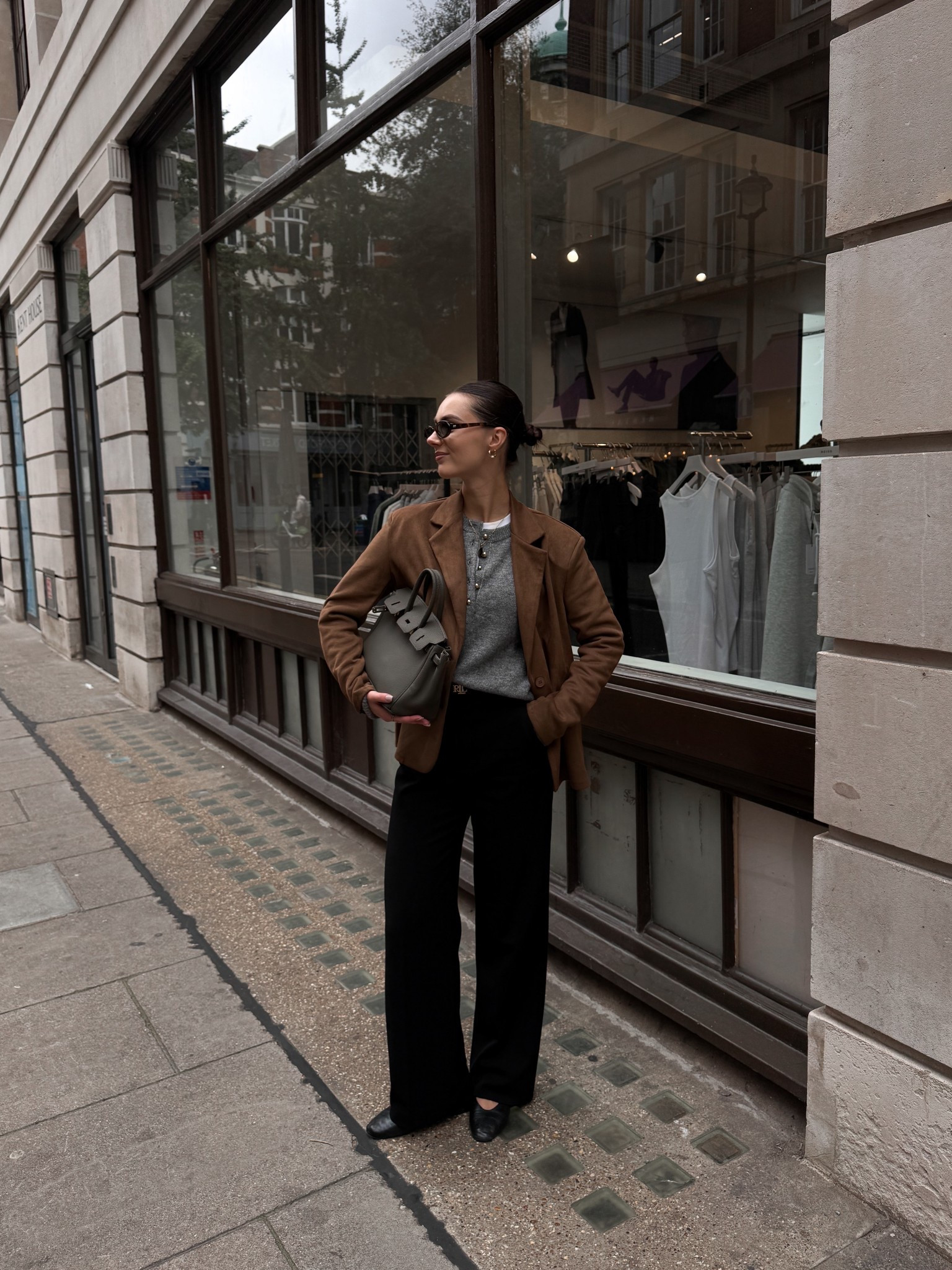 Suede brown blazer & grey cardigan 

#LTKautumn #LTKeurope #LTKuk