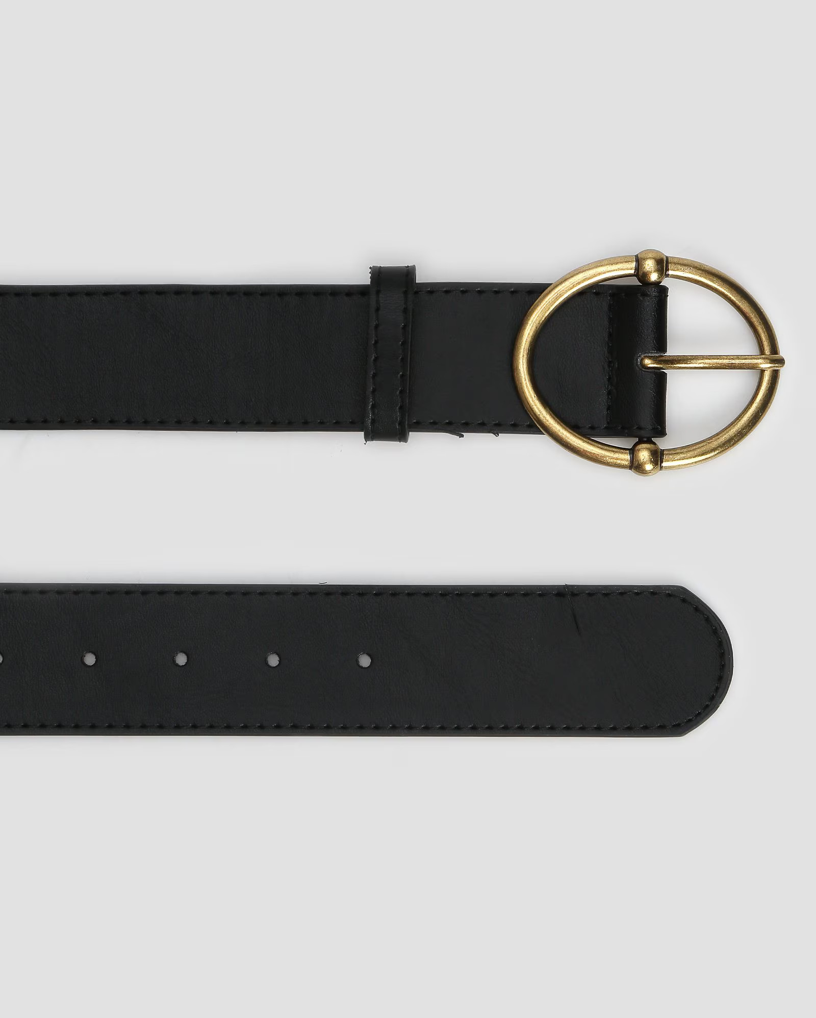 Cinto feminino com fivela oval - Preto |  Accessori by Riachuelo | Riachuelo (BR)