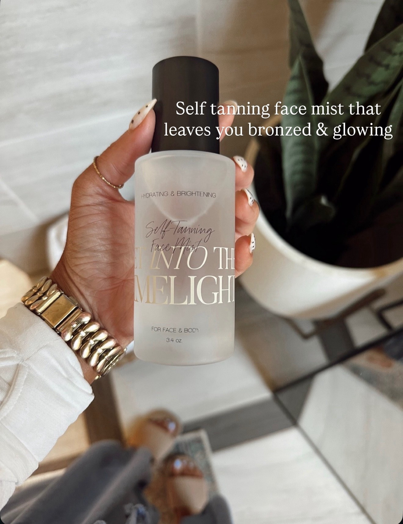 My favorite face tanning mist that leaves you bronze and glowing

#LTKHoliday #LTKCyberWeek #LTKGiftGuide