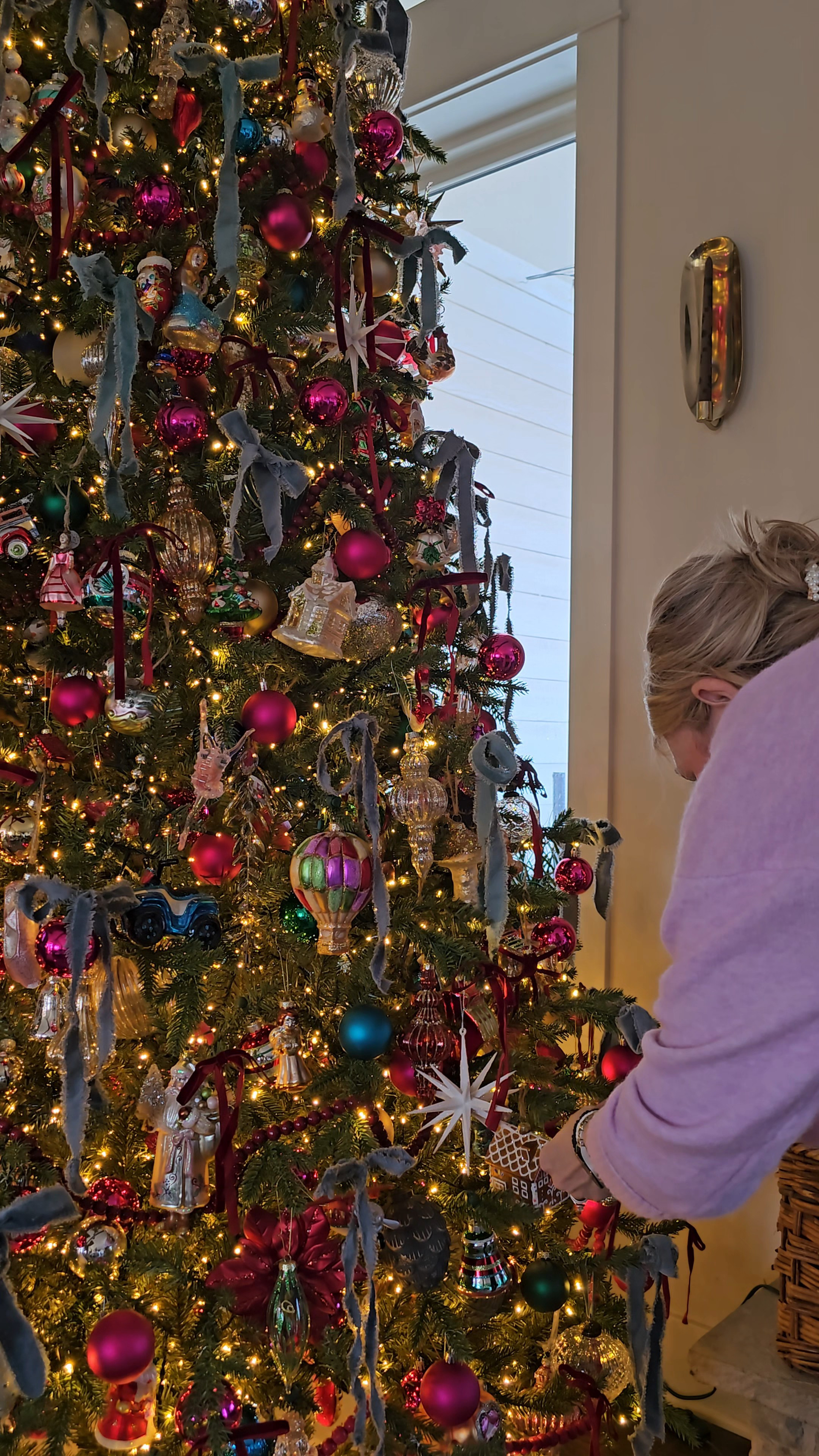 Add all the ribbons 

#LTKHoliday #LTKHome #LTKSeasonal