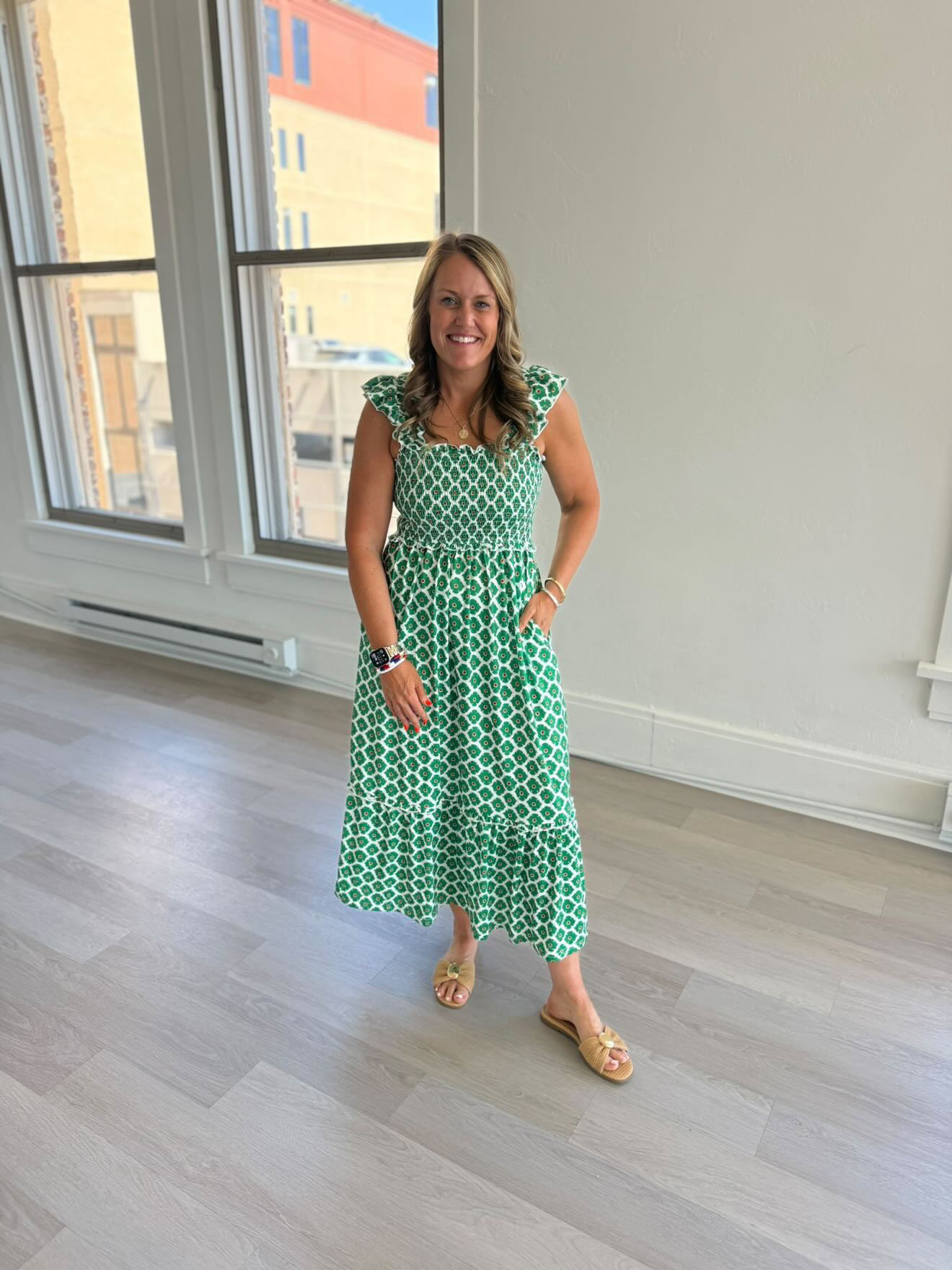 Summer midi dress

Summer outfit summer dress midi dress heels Amazon fashion

#LTKgrwm #LTKootd #LTKmomlife