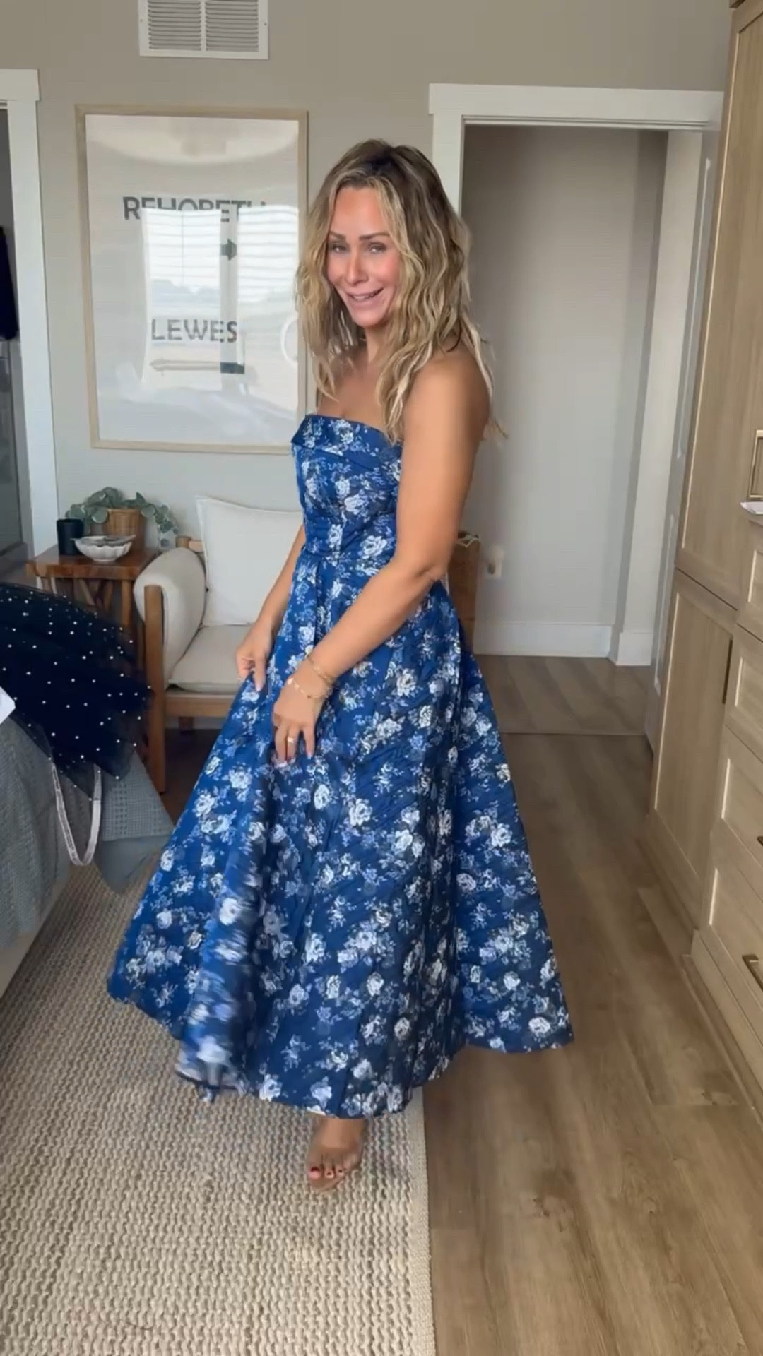 Wedding guest approved! 


#nordstrom #petitefashion #weddingguest #dresses #formal #wedding 

#LTKPetite #LTKStyleTip #LTKSeasonal