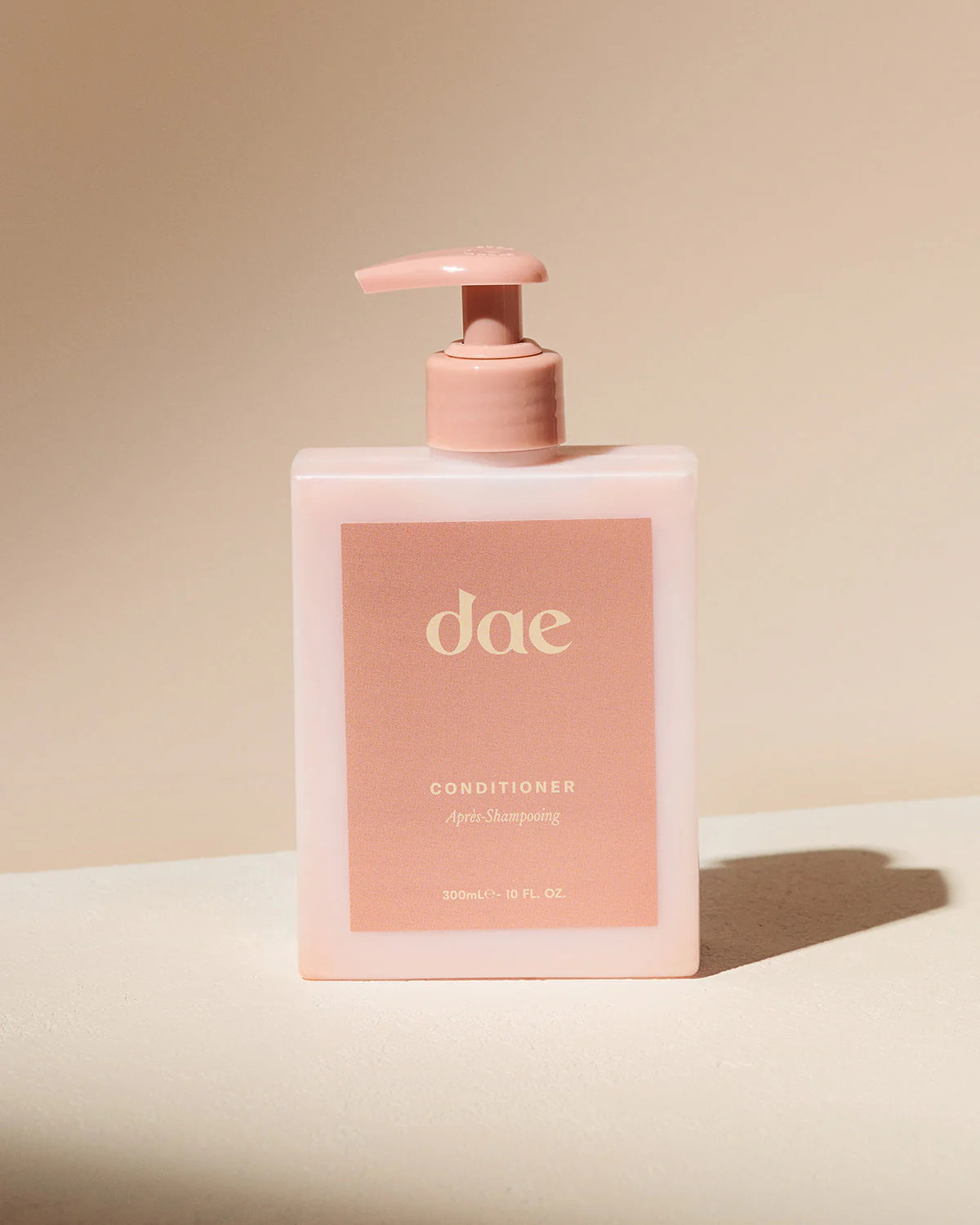 Signature Conditioner - Full-Size (10 oz) | Dae Hair