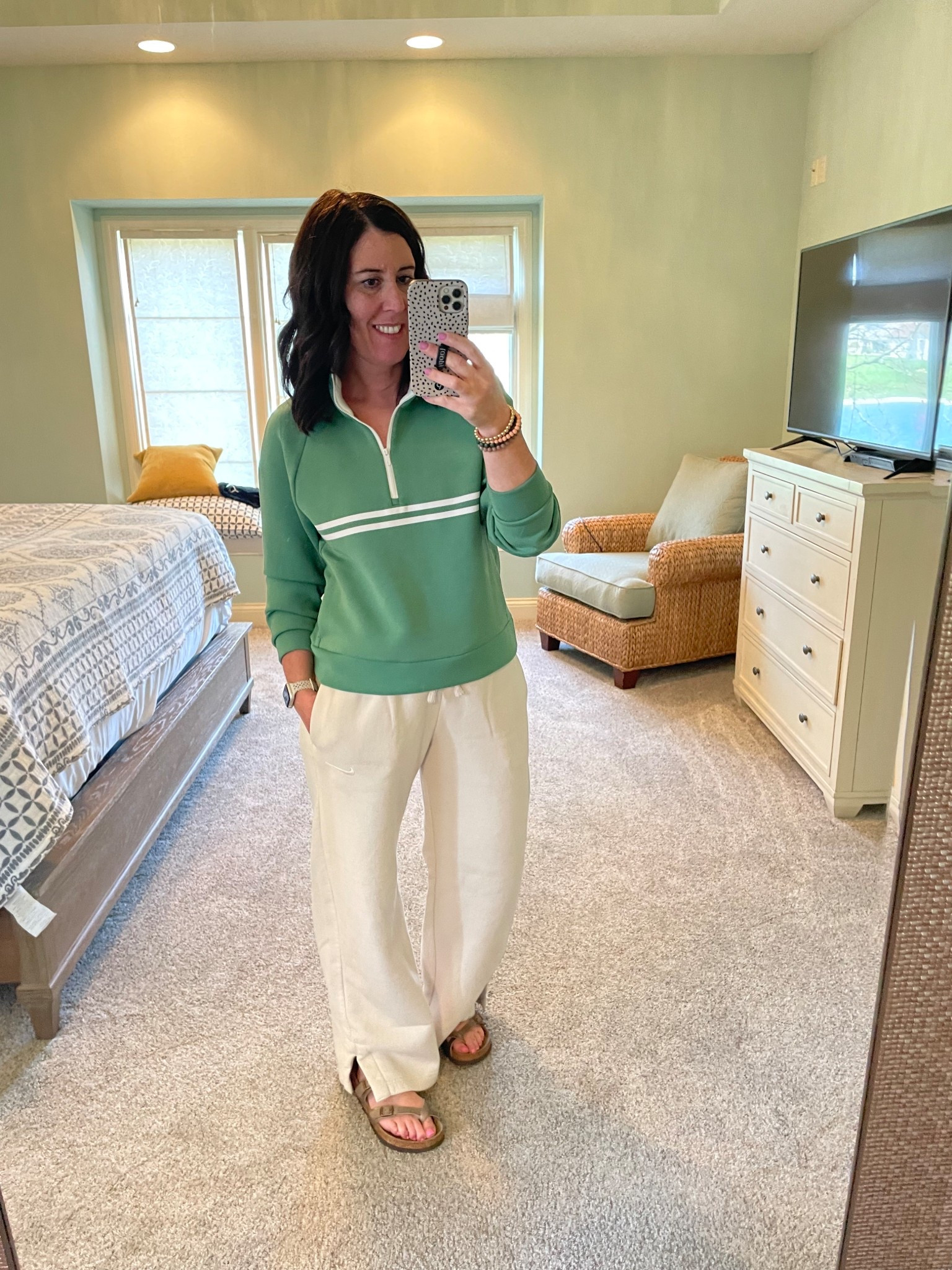 Casual Comfy Sunday 

Pants: tts medium
Sweatshirt: tts mediumm

#LTKOver40 #LTKStyleTip #LTKActive