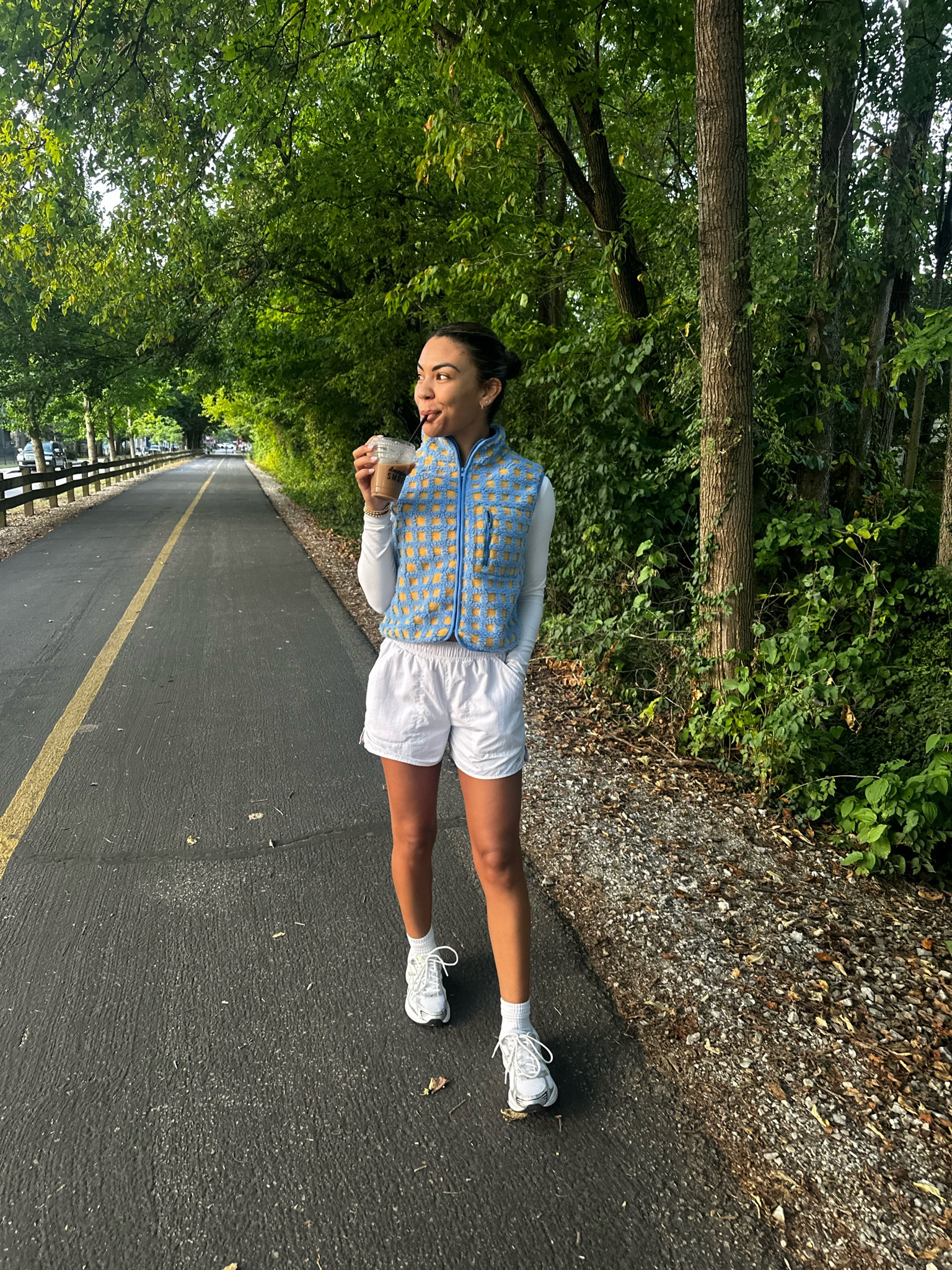 walking ootd