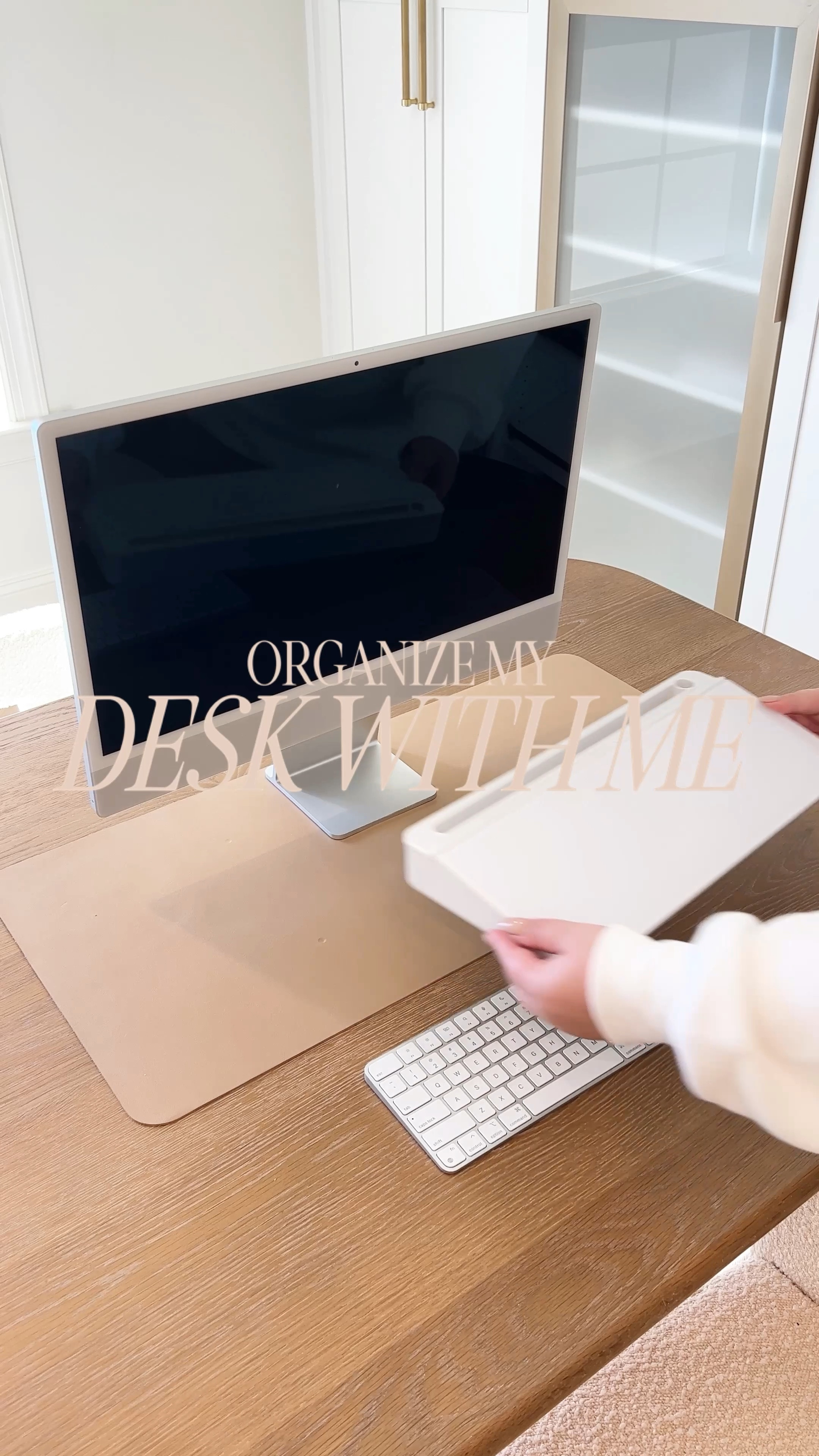 Organize my desk with me 

Home office, desk organization, office organization, amazon finds, amazon home, amazon favorites, desk accessories, desk mat, headphone stand #LTKunder50 #LTKunder100

#LTKhome