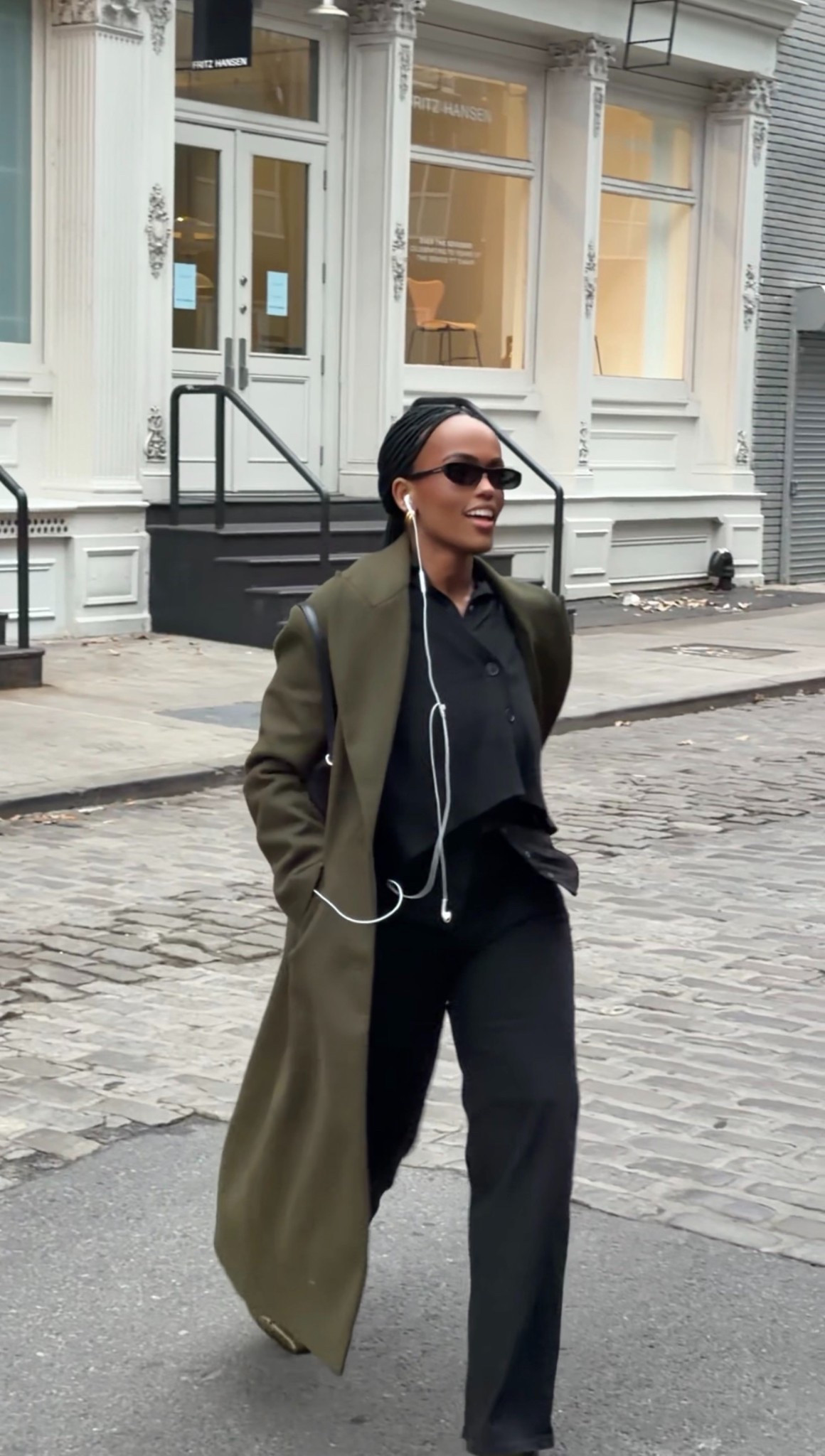NYC minute. 

#LTKMidsize #LTKPlusSize