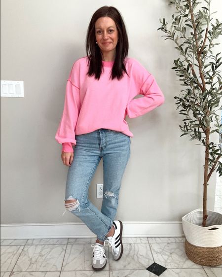 Amazon pink sweater for Valentine’s Day! Amazon jeans run true to size to small, sweater runs true to size.



#LTKfindsunder50 #LTKstyletip #LTKover40