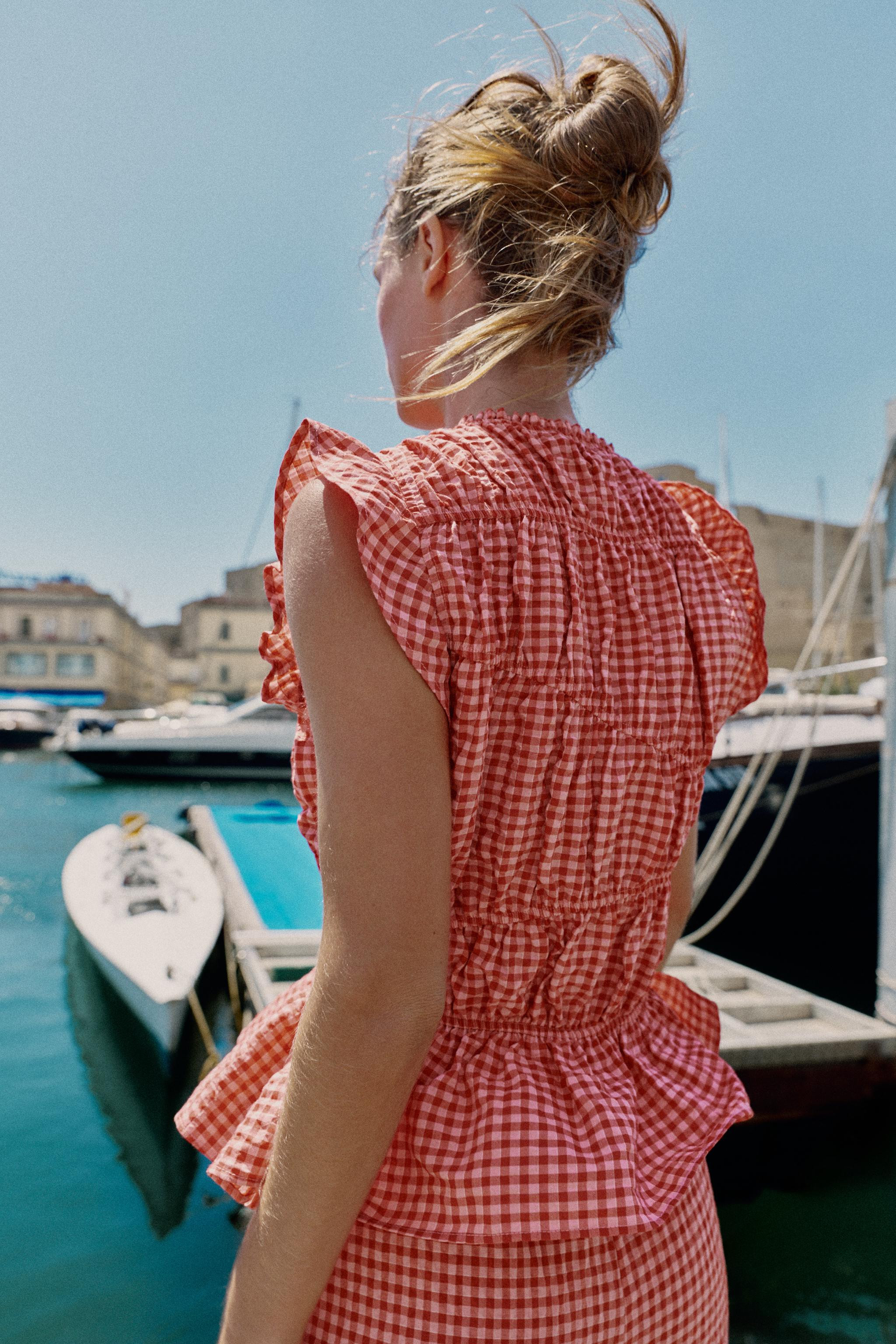 GINGHAM RUCHED TOP | Zara Canada