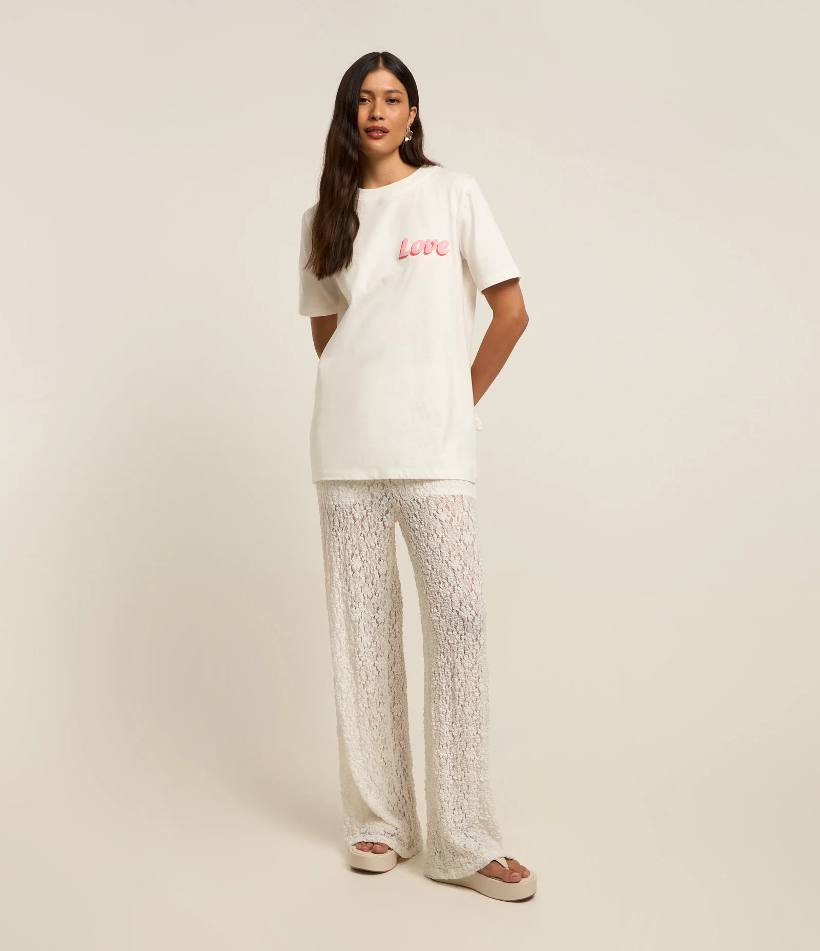 Calça Pantalona em Renda com Forro Shortinho Branco - Lojas Renner | Renner (BR)