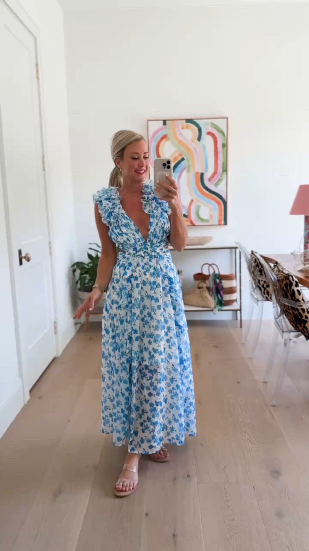 Size small dress

#LTKFindsUnder50 #LTKOver40 #LTKSeasonal