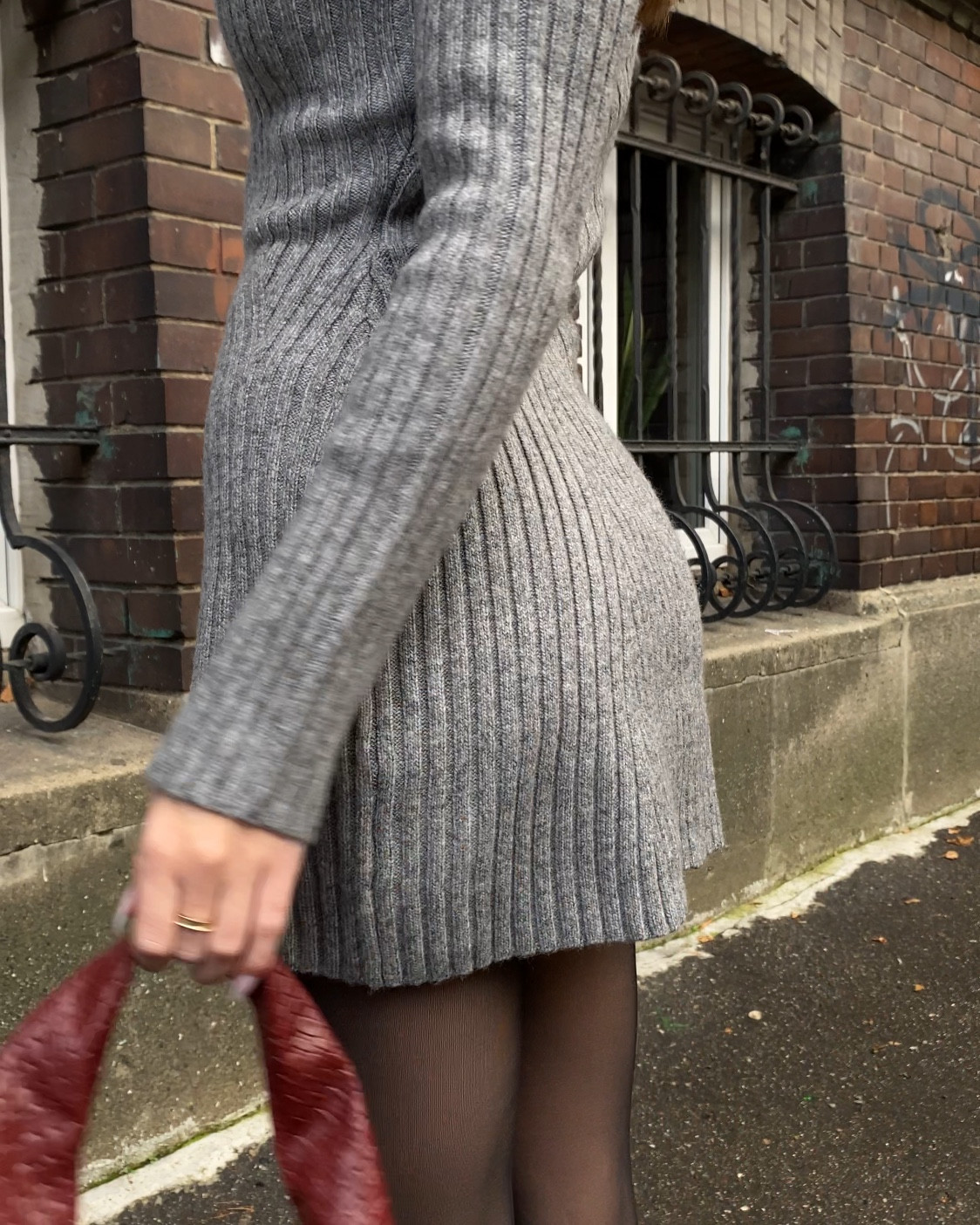 Gray & dark red it the perfect autumn color combo 🩶🍒

Autumn Outfits - gray knit dress, gray dress, burgundy bag, dark red shoes, fall outfits

#LTKSeasonal #LTKFindsUnder50 #LTKItBag