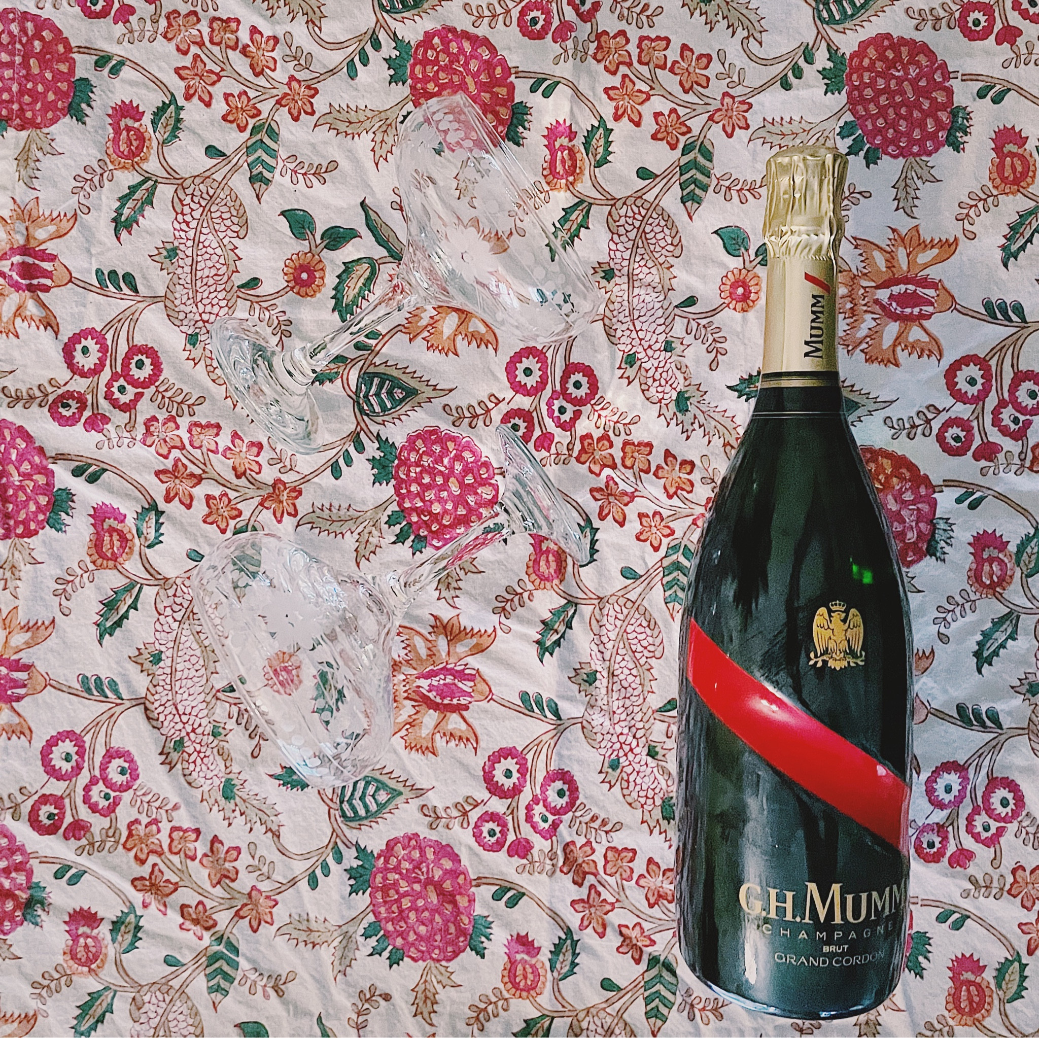 The perfect seasonal gift 🥂

#LTKGiftGuide #LTKHoliday #LTKfindsunder50