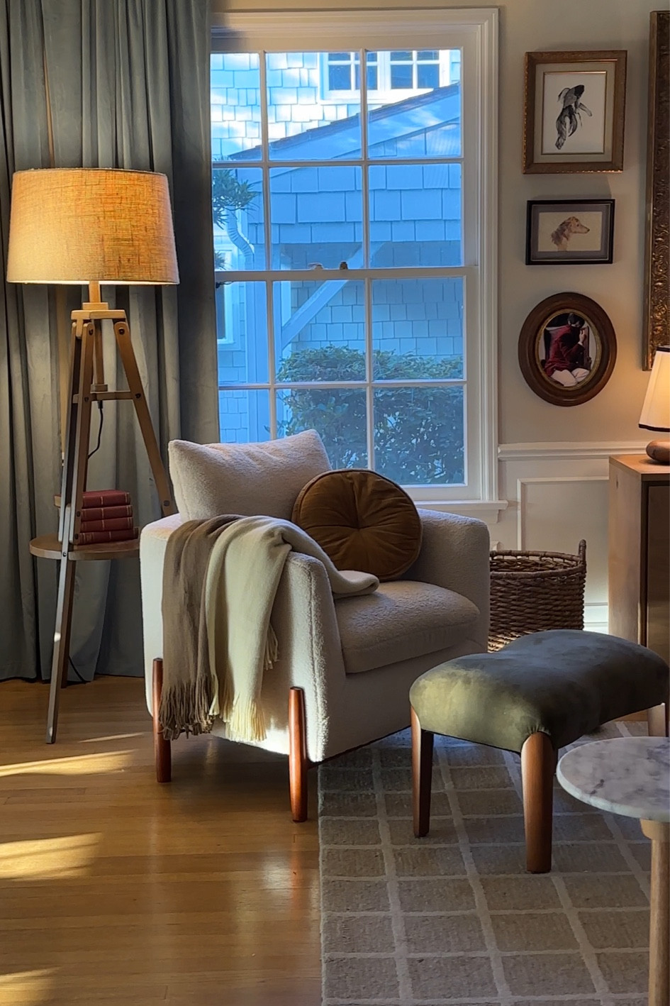 Lamp, curtains, chair, blankets, frame, art, rug

#LTKHome