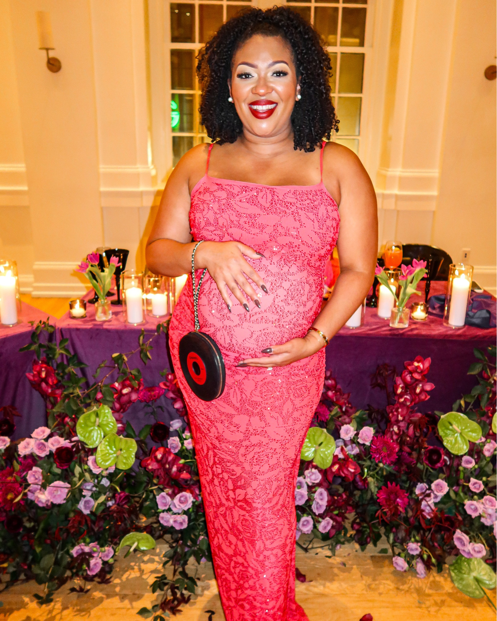 I don’t usually do red, but I made an exception at 33 weeks pregnant to shake life and celebrate my girl @clarkebyard’s birthday! ❤️✨
Outfit: @bumpcity_nash 



#LTKStyleTip #LTKBump #LTKMidsize