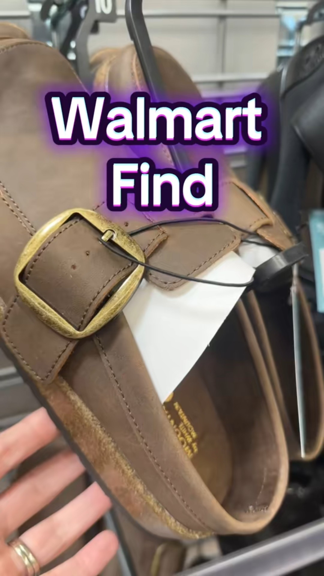 I am obsessed with this fall fashion shoe I found! They are going to be the perfect staple for the cooler weather. 

#LTKautumn #LTKFindsUnder100 #LTKSeasonal