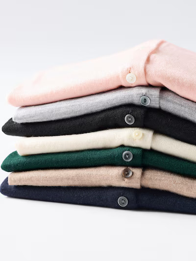 Machine washable for easy care. *We recommend washing this item inside out in a mesh laundry bag. | UNIQLO (UK)