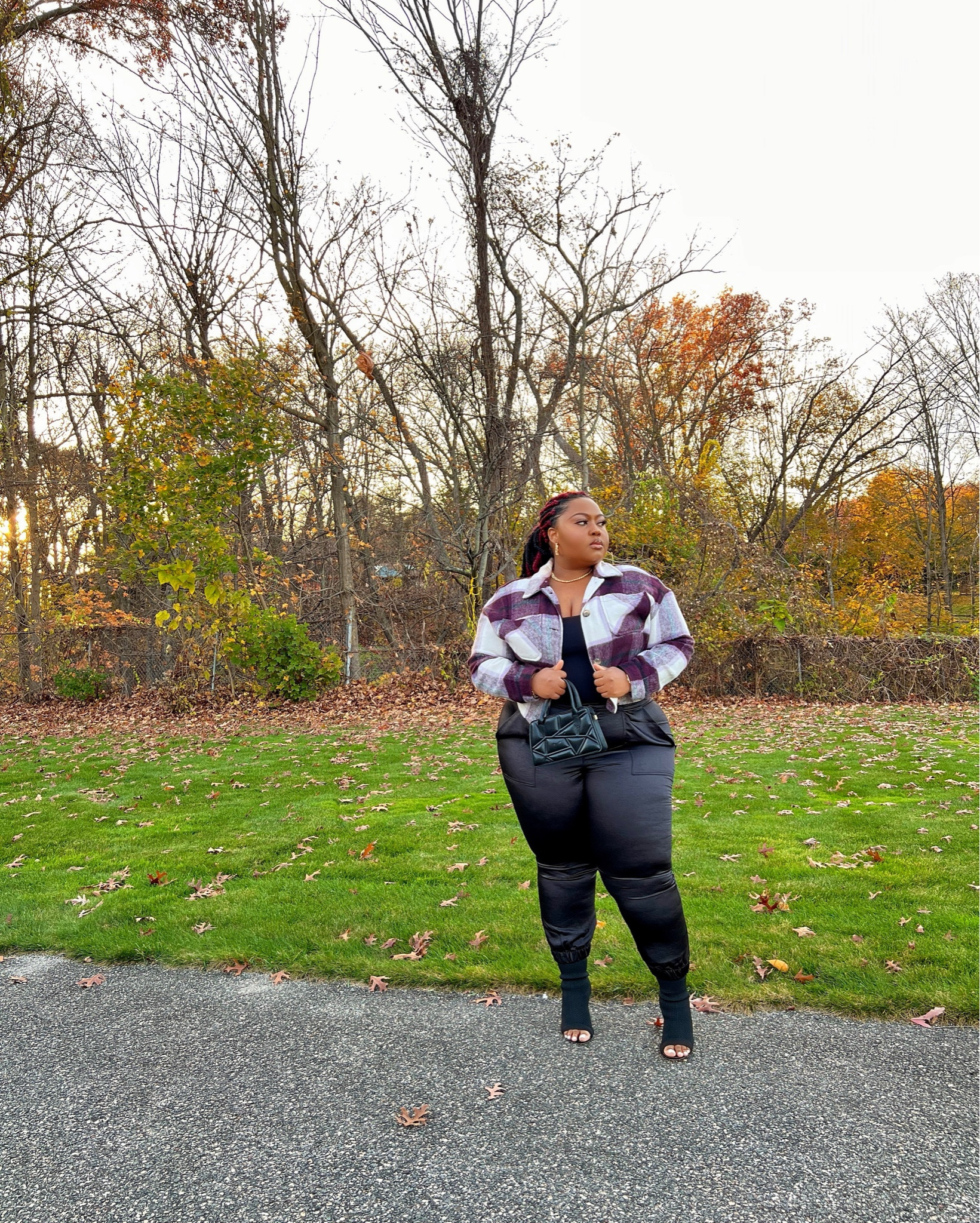 Get a similar Jacket! Dress it up or dress it down! 💜

#LTKStyleTip #LTKFindsUnder50 #LTKPlusSize