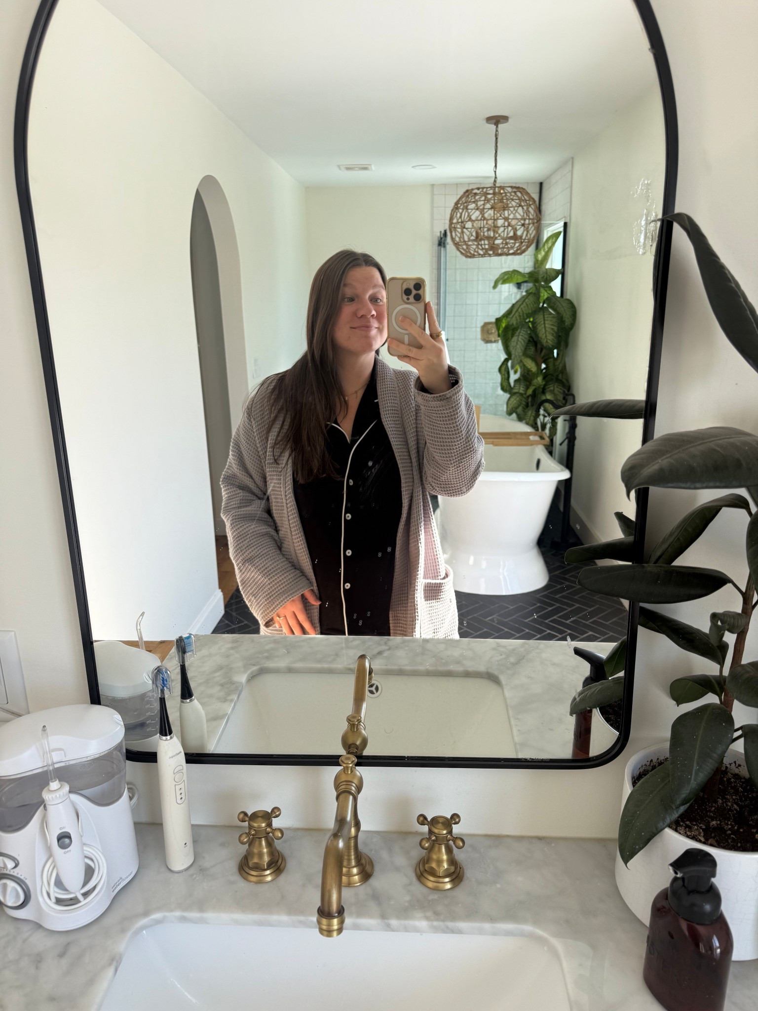 Postpartum uniform 

#LTKmomlife #LTKBaby #LTKootd