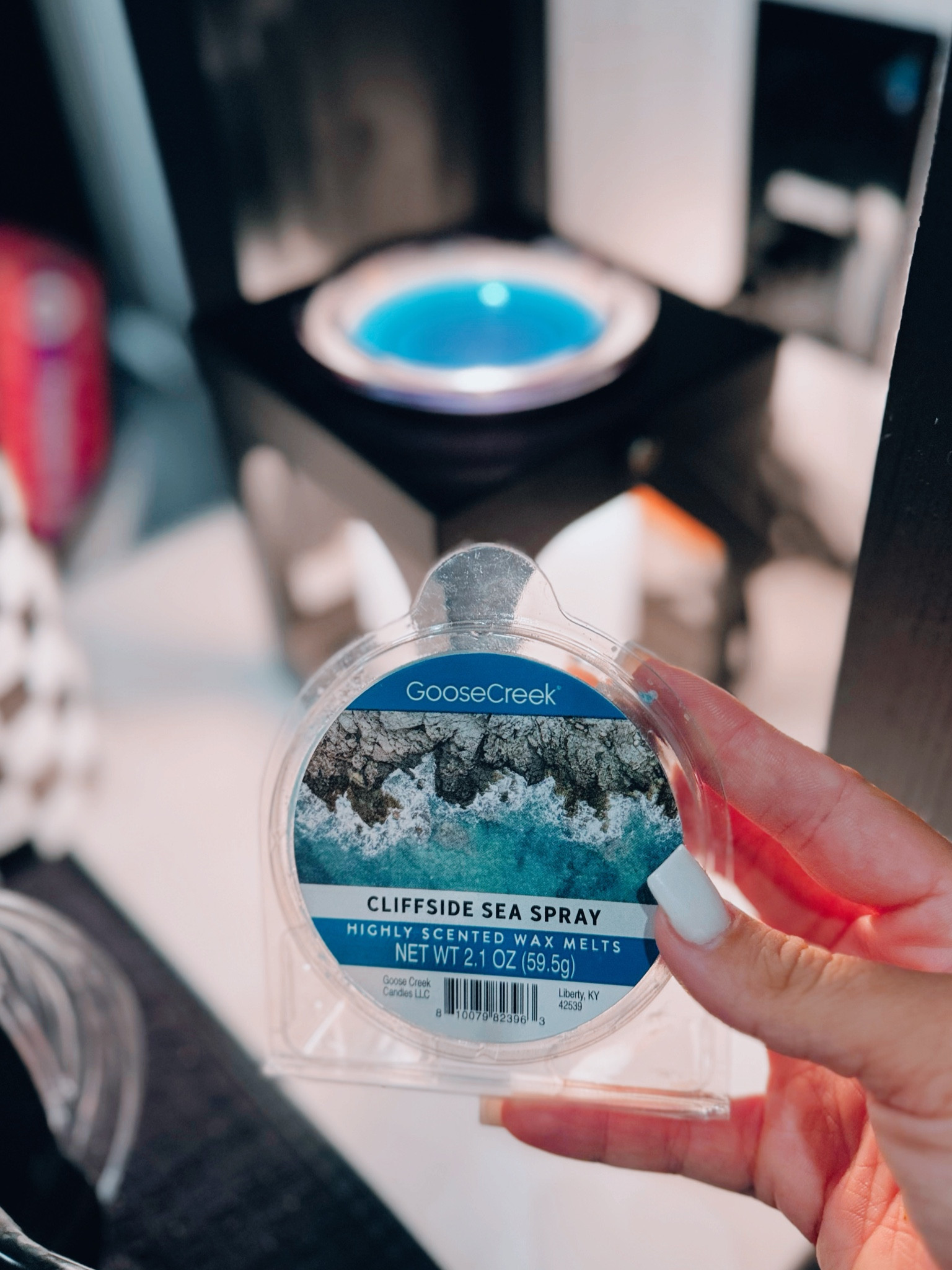 Beachy summer scent 🌊☀️ 
#LTKscent 
#LTKhome 

#LTKSeasonal