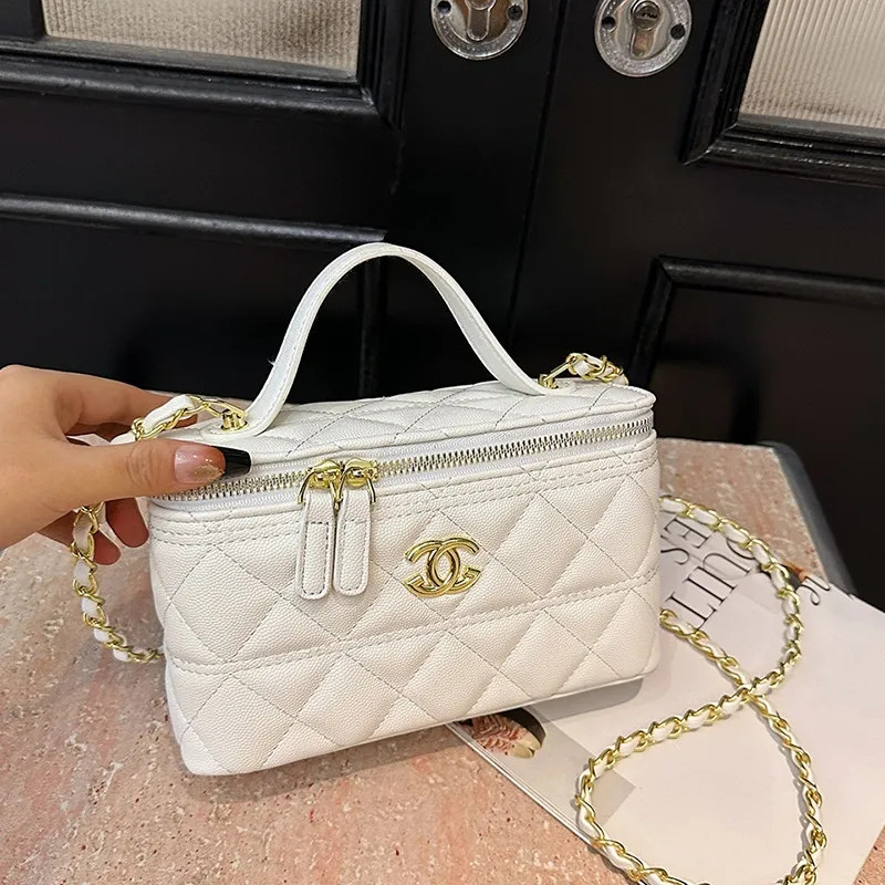 Save Big on Bulk  2025 Free Shipping Designer Luxury Women's New Handheld Makeup Box Bag Sin... | DHGate