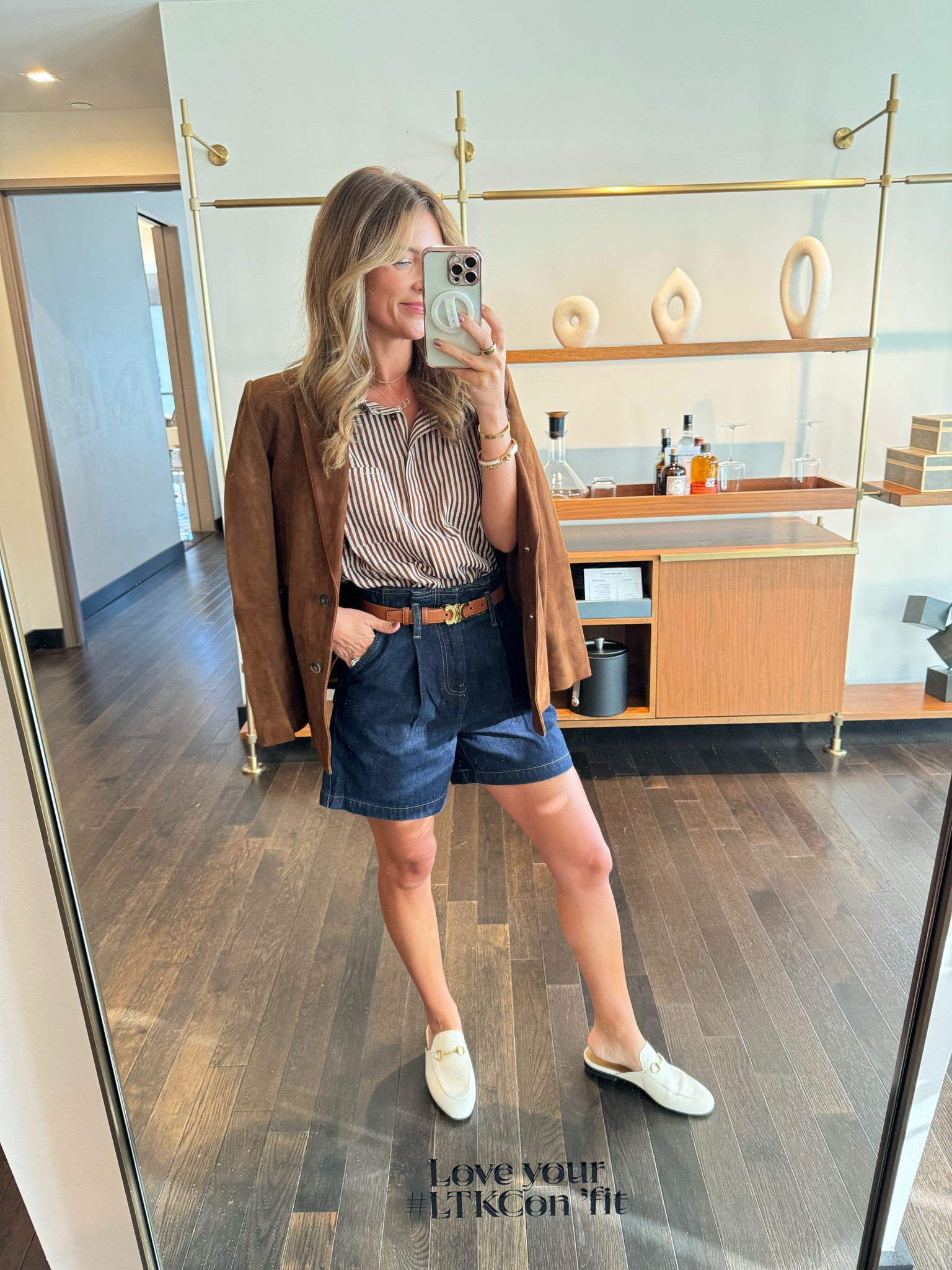 Today’s outfit! 
Vince leather suede blazer size 0
Aritzia shorts size 25
Gucci loafers
Astr the label top size smalll
Linked similar styles for less! 

#LTKStyleTip #LTKCon