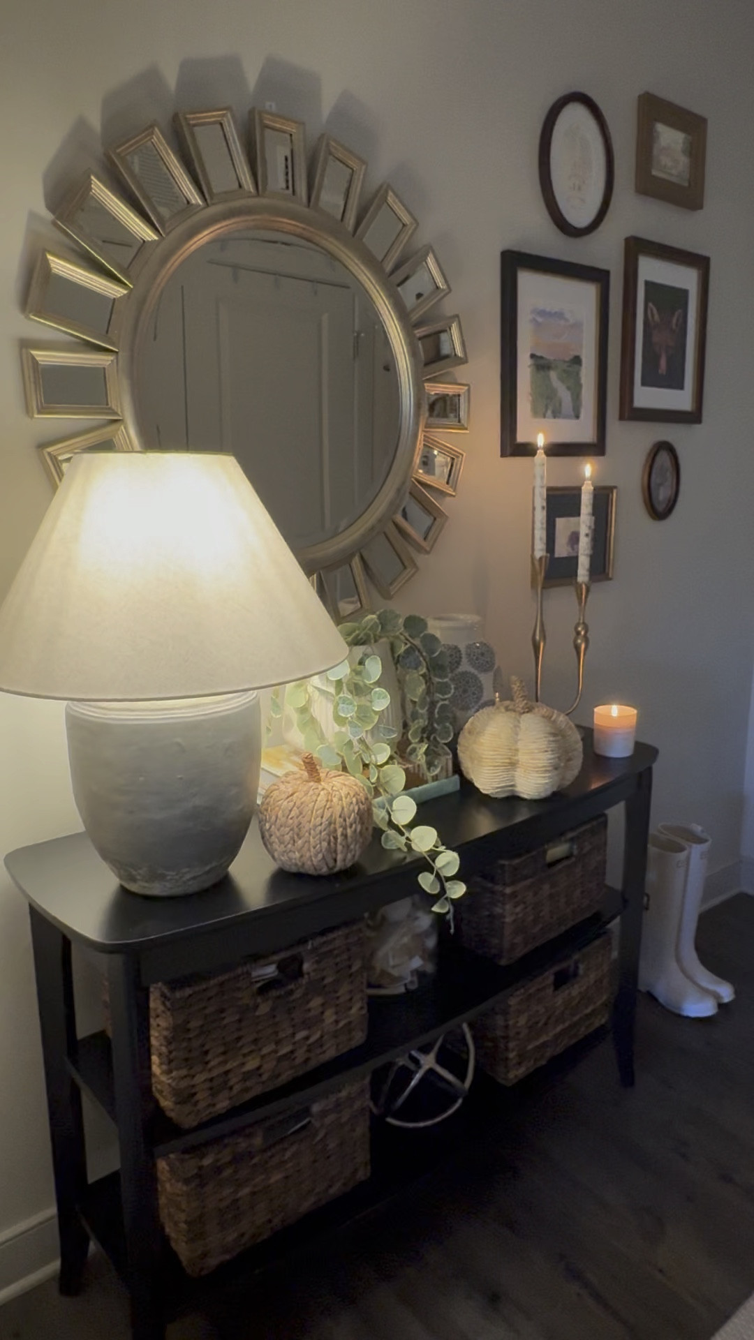 These gallery wall frames look like they were curated from antique stores, but they’re actually a set! 

#gallerywall #entryway #homedecor

#LTKVideo #LTKHoliday #LTKHome