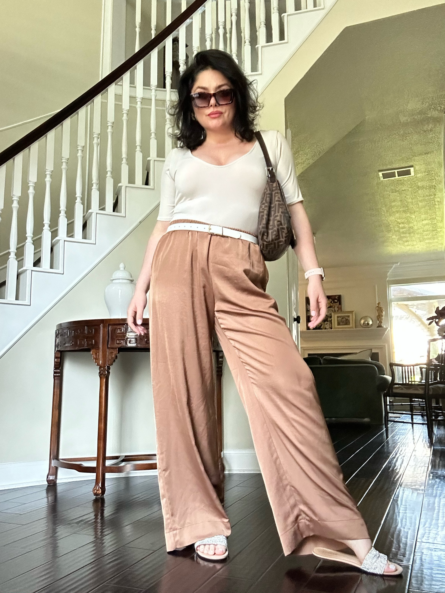 Easy and comfy dinner outfit in this heat! We love a little high-lo mix. Suggested items linked and exact pants and lip linked. 🥰

#LTKStyleTip #LTKFindsUnder50 #LTKMidsize
