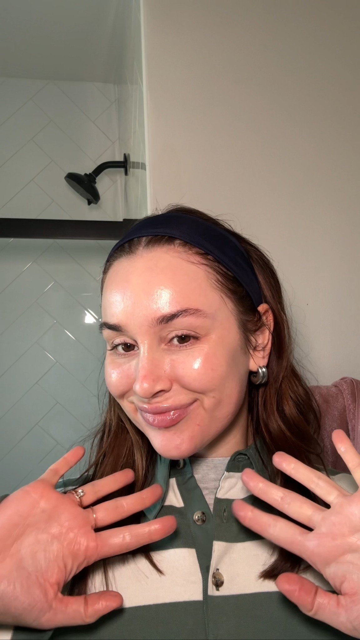 just an acne prone esti sharing my AM skincare routine with you 🤍 
❗️wouldn’t let me tag: vivant skincare green tea cleanser 
and dr. esthé dual barrier lotion 💔

#LTKBeauty #LTKStyleTip #LTKFindsUnder100