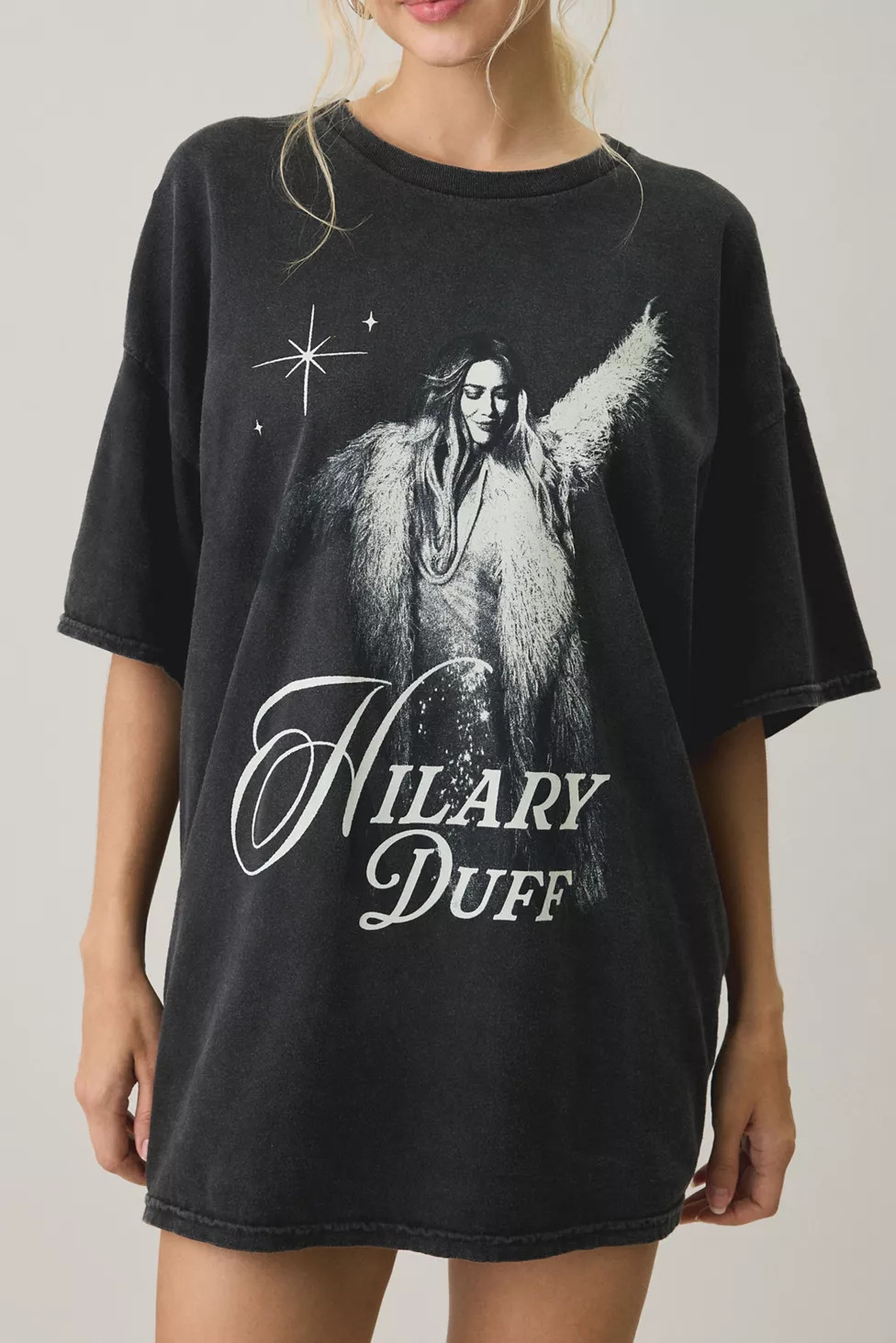 Hilary Duff Graphic Oversized T-Shirt Dress | Urban Outfitters (US and RoW)