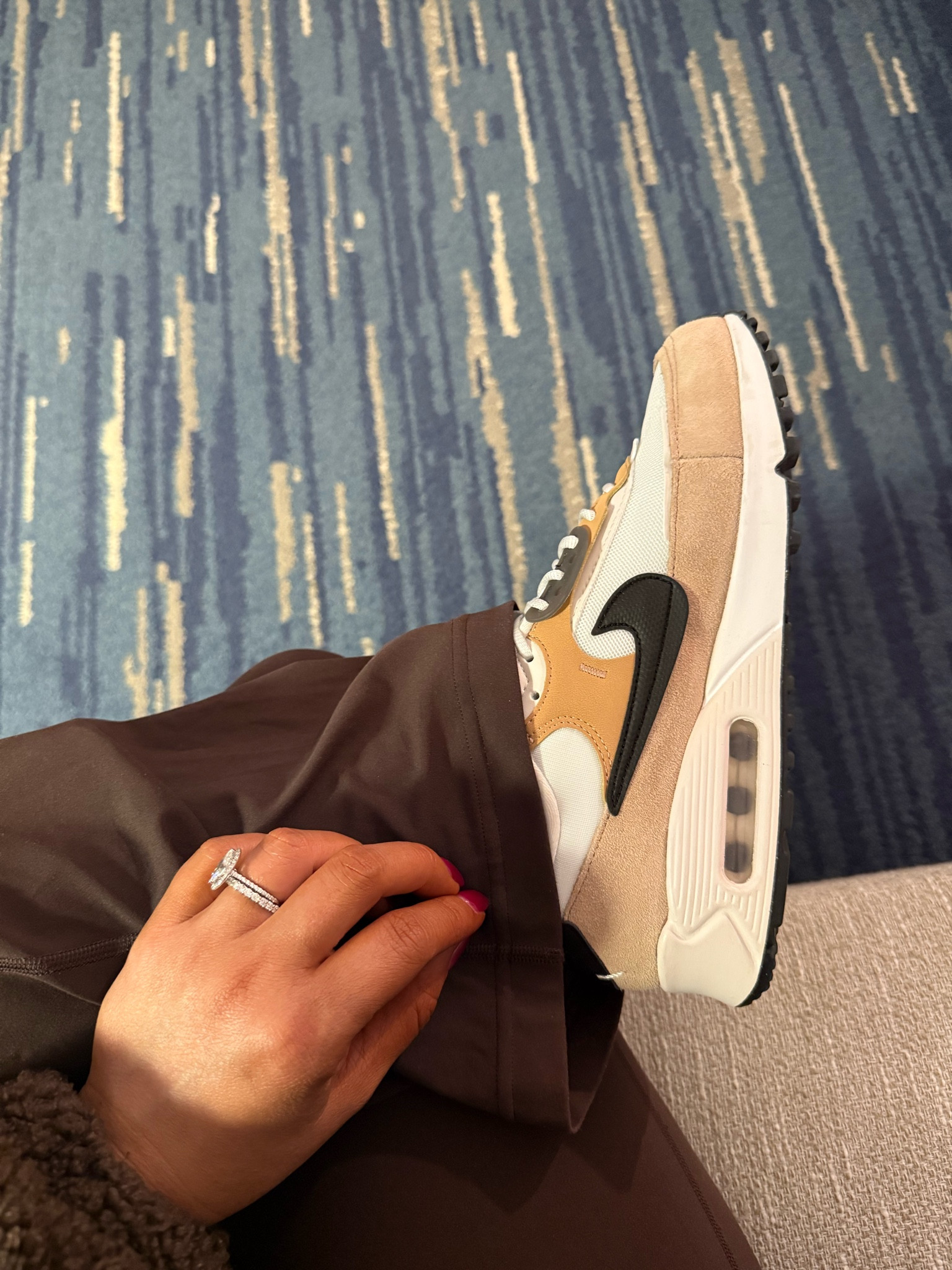 Nike shoes back in stock! Great gift idea

Christmas gift, womens shoes, gifts for her

#LTKHoliday #LTKShoeCrush #LTKGiftGuide