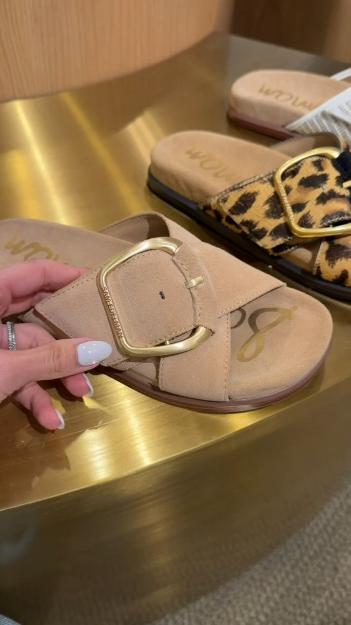 WEEKLY BEST SELLER
My favorite Darla slide sandals from Sam Edelman

comfy shoes, spring shoes, summer shoes, anna monteiro, annabrstyle

#LTKOver40