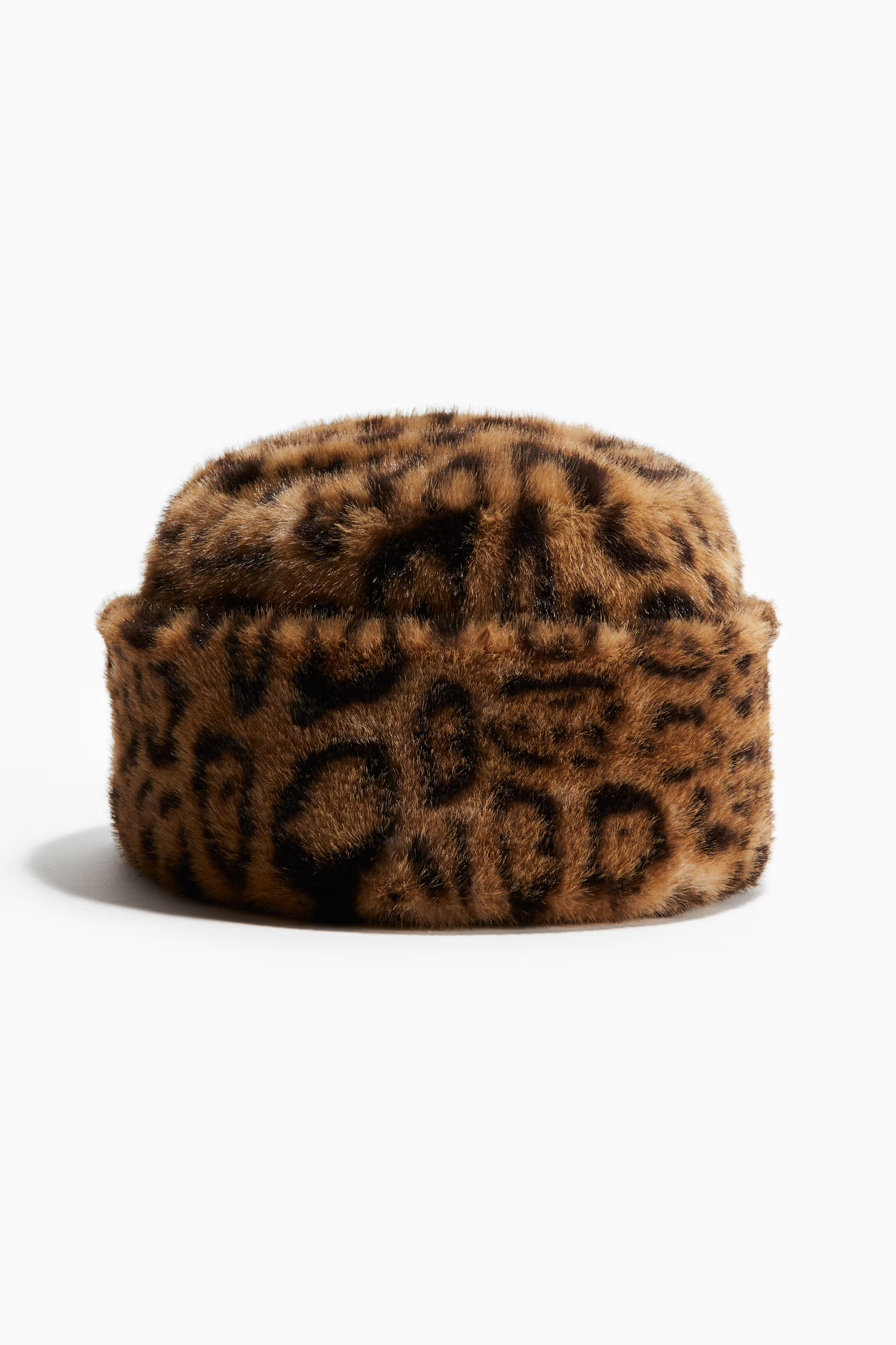 Fluffy hat | H&M (UK, MY, IN, SG, PH, TW, HK)