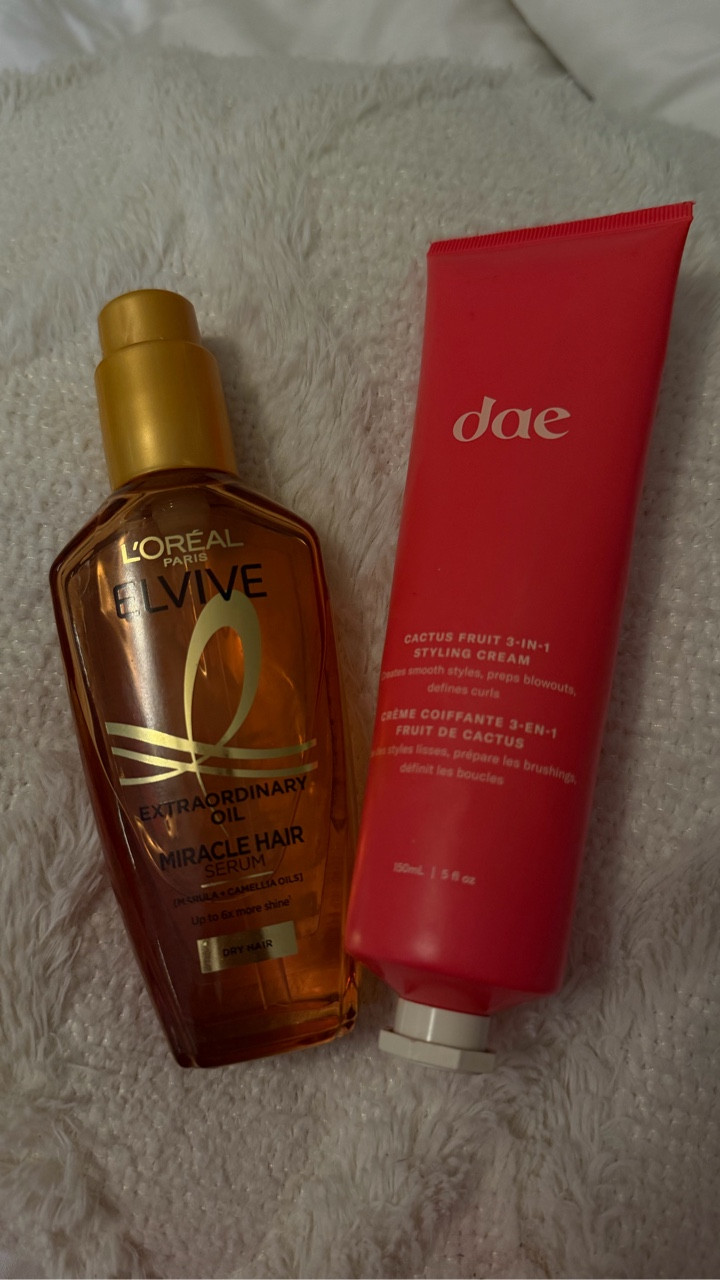 Perfect Sleek Hair Tutorial

Peinado facil y rapido en 5 min

@daehair 
@lorealparis 
@amazonbeauty 

#sleekhairstyles #5minhairstyle #fashionblogger #valentineshair