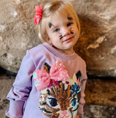 Pretty kitty sweatshirt 



#LTKparties #LTKbaby #LTKfamily