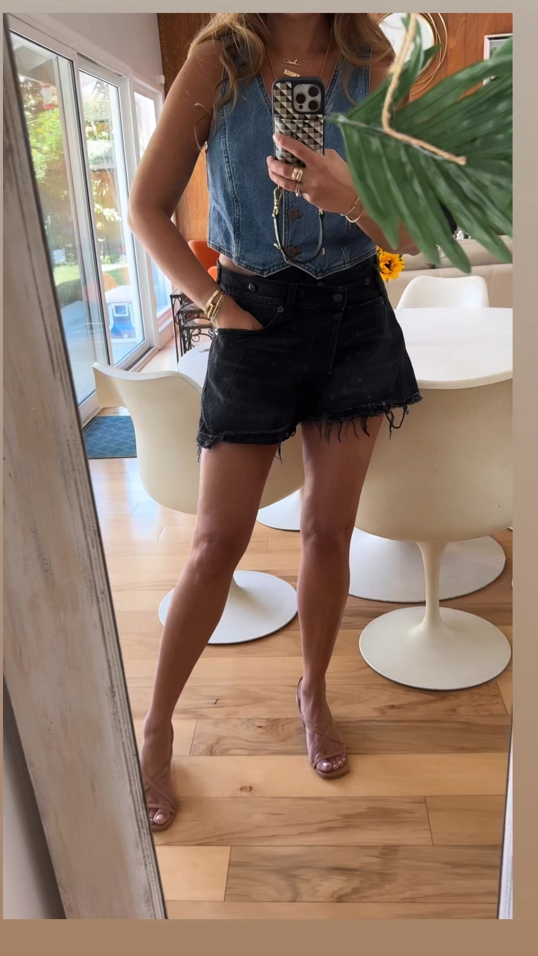 Vest: mediim
Shorts: 26
Shoes: TTS
Blush: 06 
Concealer: light-medium sand + medium sand 

#LTKxNSale #LTKVideo #LTKBeauty