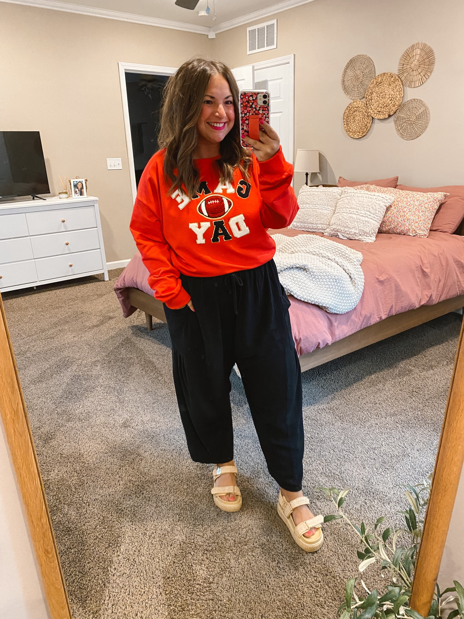Fall game days are here! Gear up with stylish & comfy fits from Amazon that showcase your team spirit. Head to toe Amazon.

sandals: fit a tad bit oversized // wearing a 5
pants: fit true to size // wearing a large
crewneck: fits true to size // wearing a large

#LTKFindsUnder50 #LTKStyleTip #LTKFindsUnder100